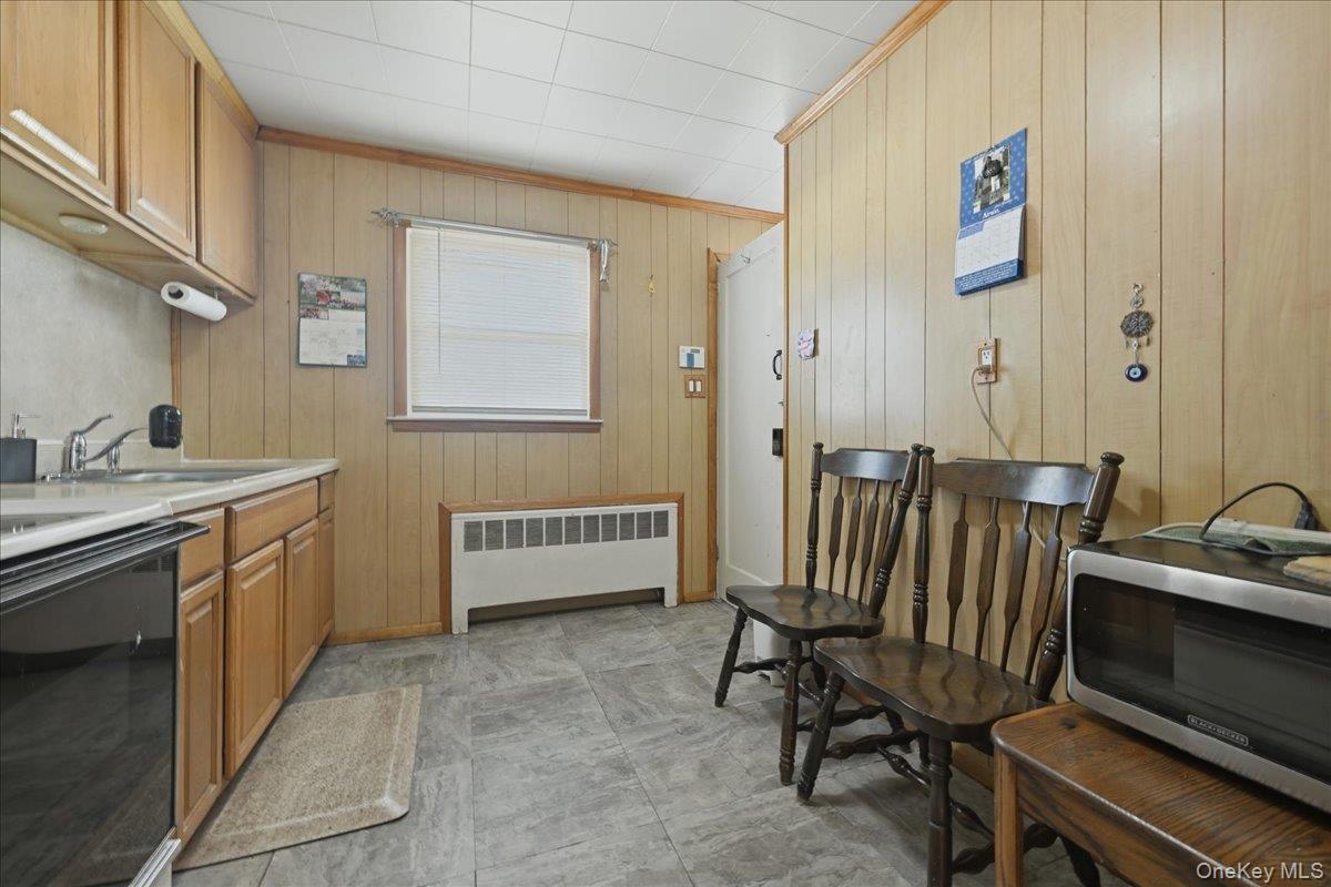 10 Gardner Avenue Property Photo 10