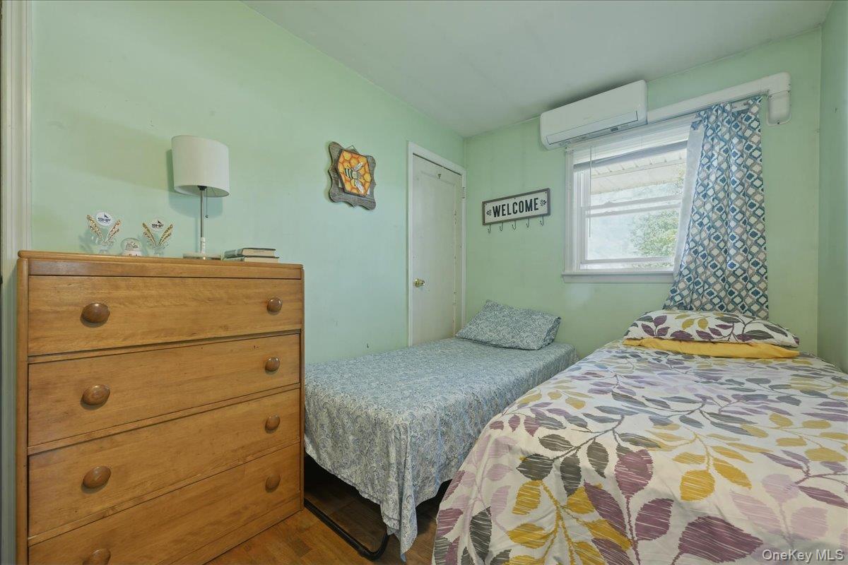 10 Gardner Avenue Property Photo 15