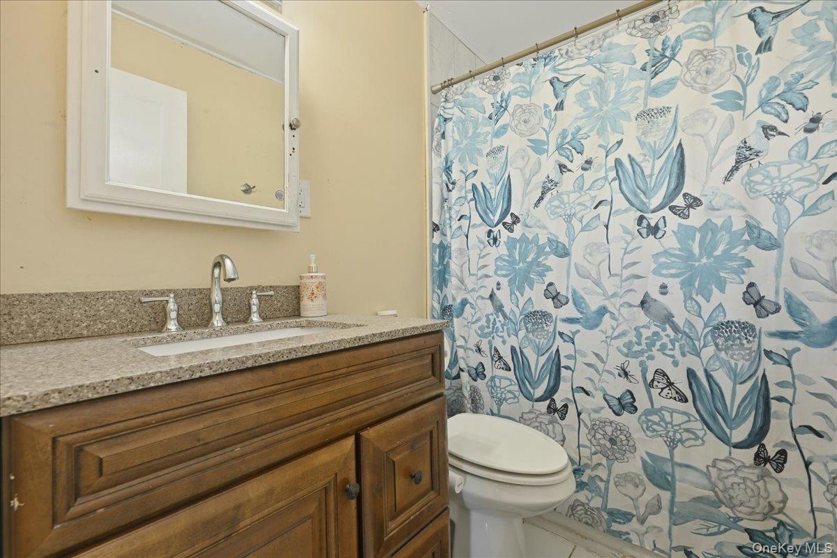 10 Gardner Avenue Property Photo 17