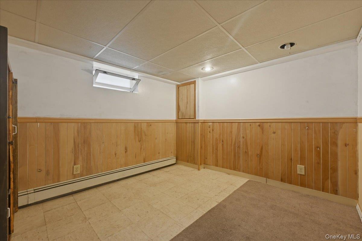 10 Gardner Avenue Property Photo 23