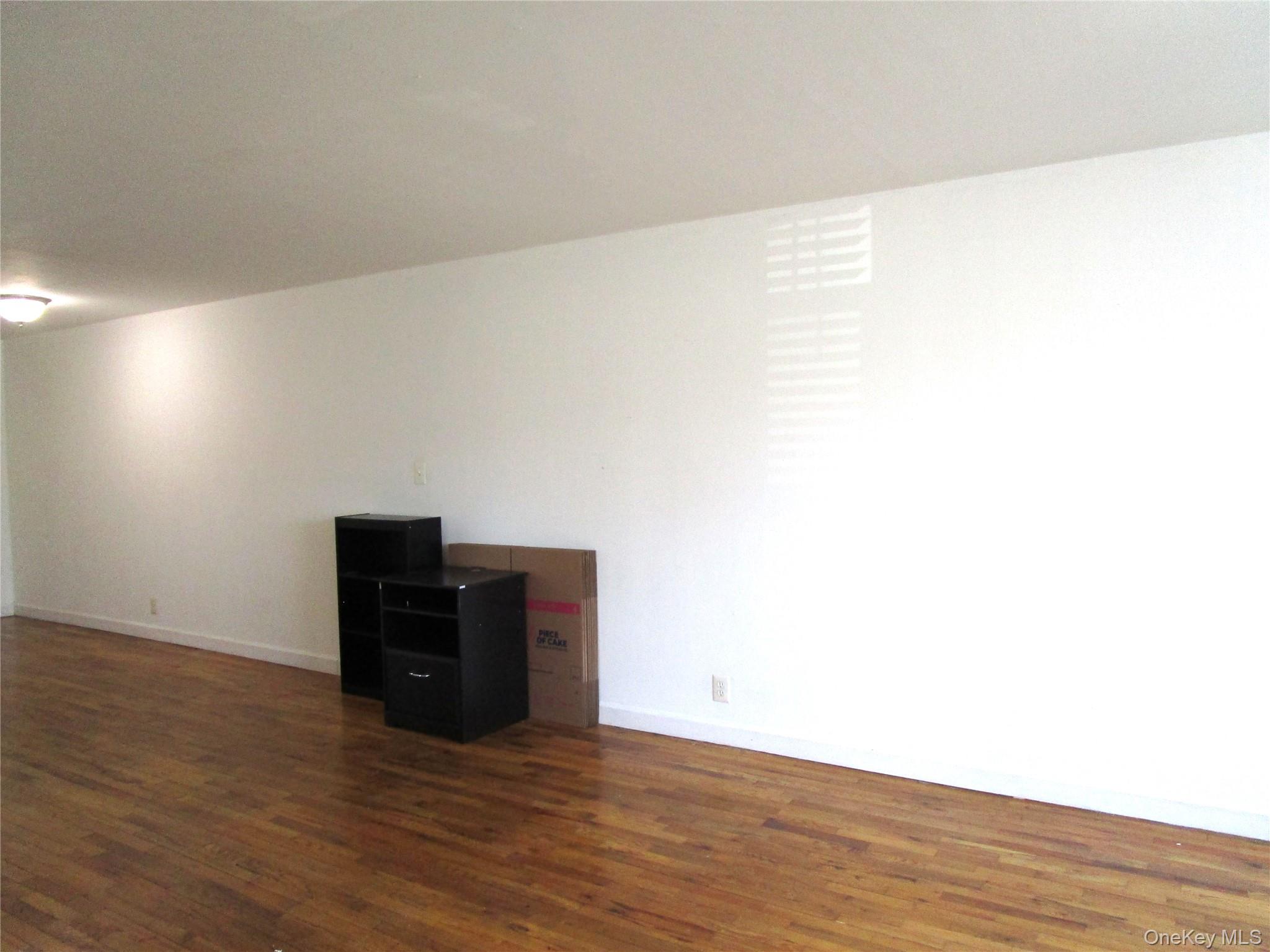 324 Post Avenue 9f Property Photo 11