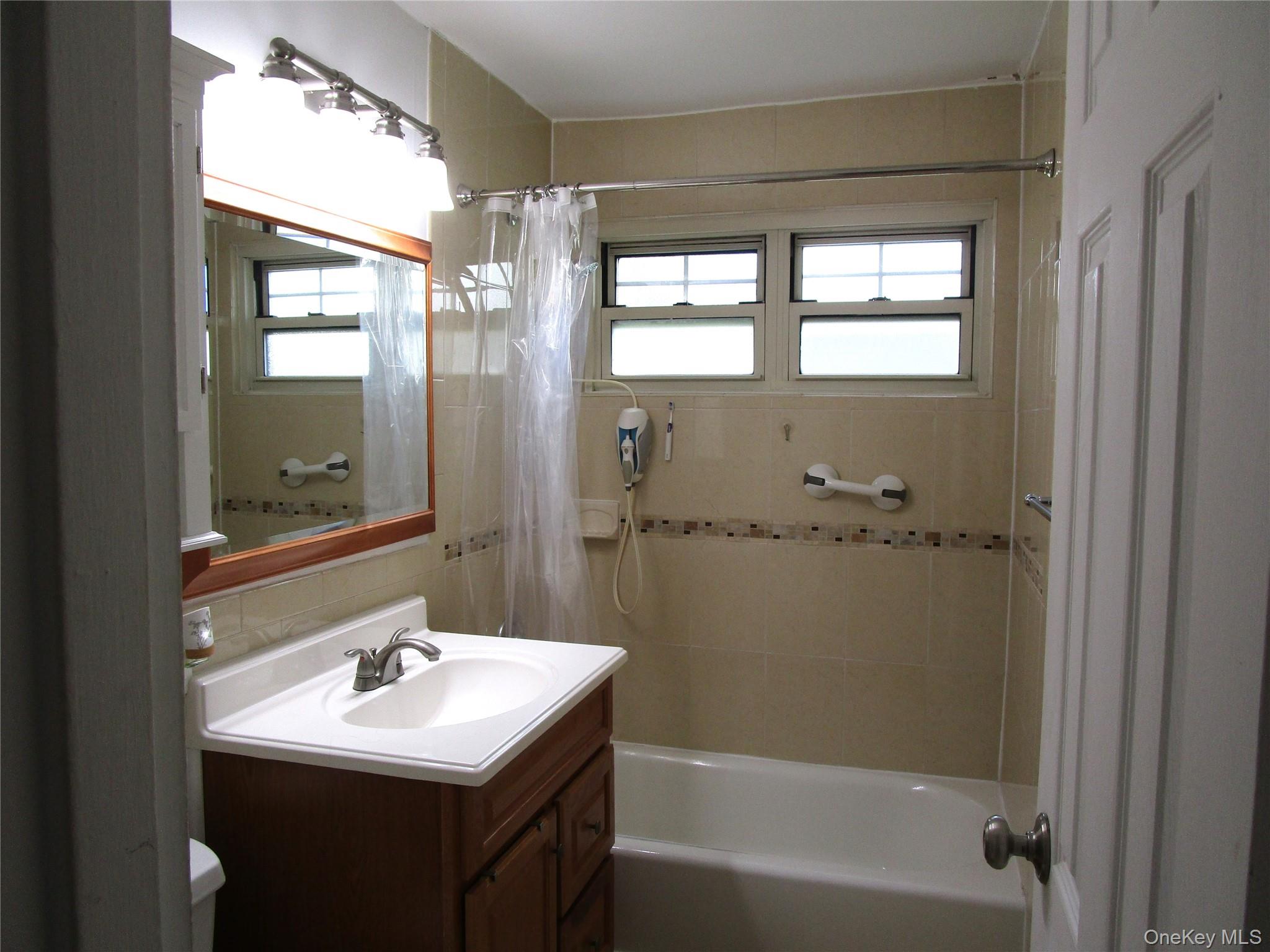 324 Post Avenue 9f Property Photo 26