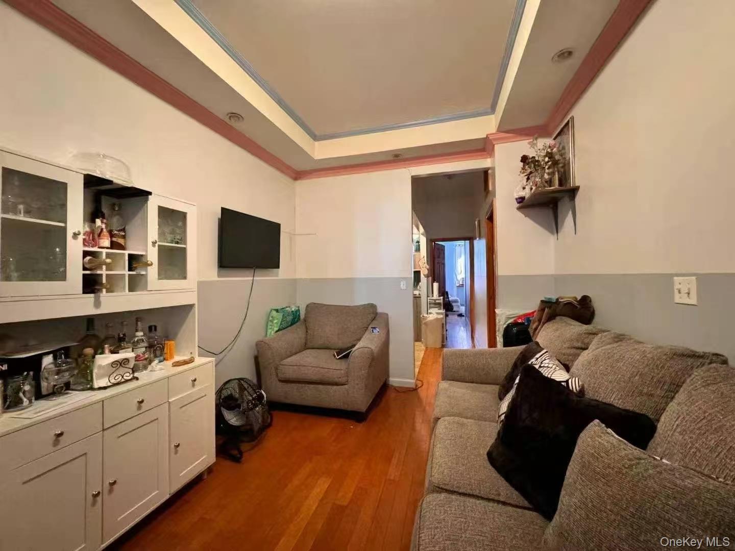 229 Stanhope Street Property Photo 2
