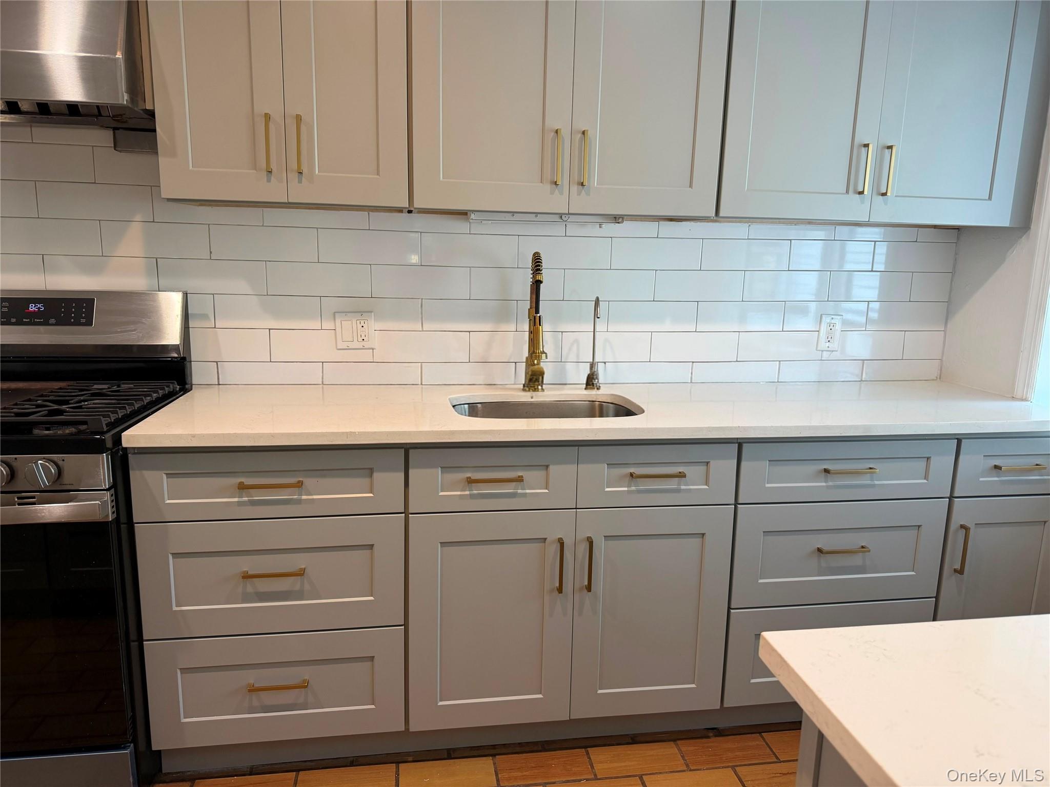 369 Island Avenue Property Photo 7