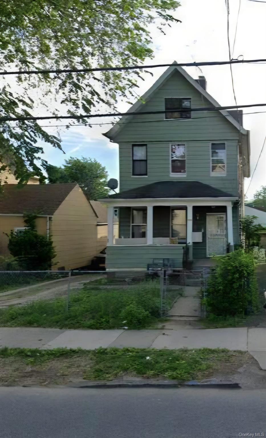 124 S 11th Avenue Property Photo 1
