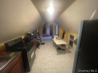 124 S 11th Avenue Property Photo 13