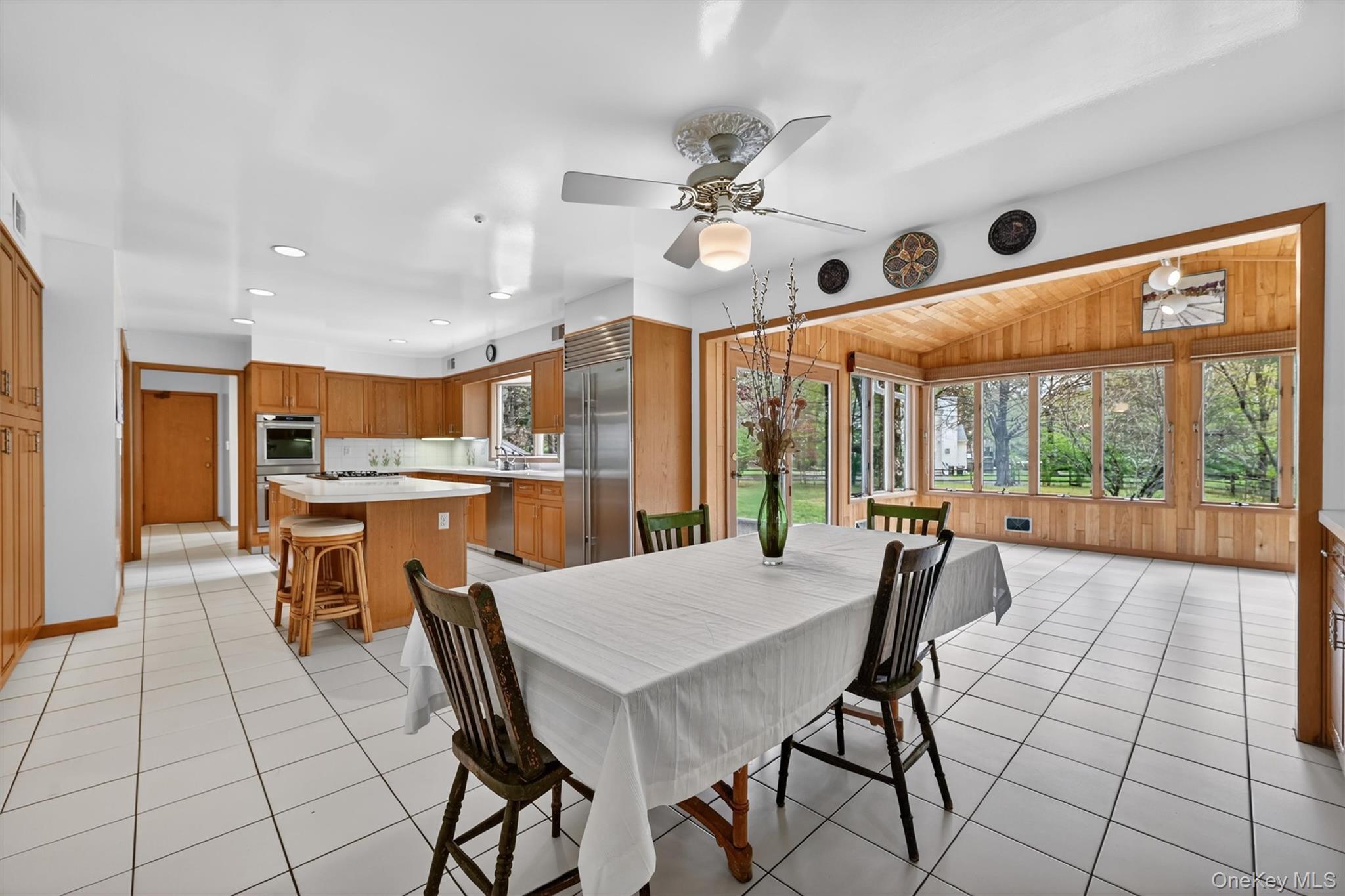1 Vivian Place Property Photo 18