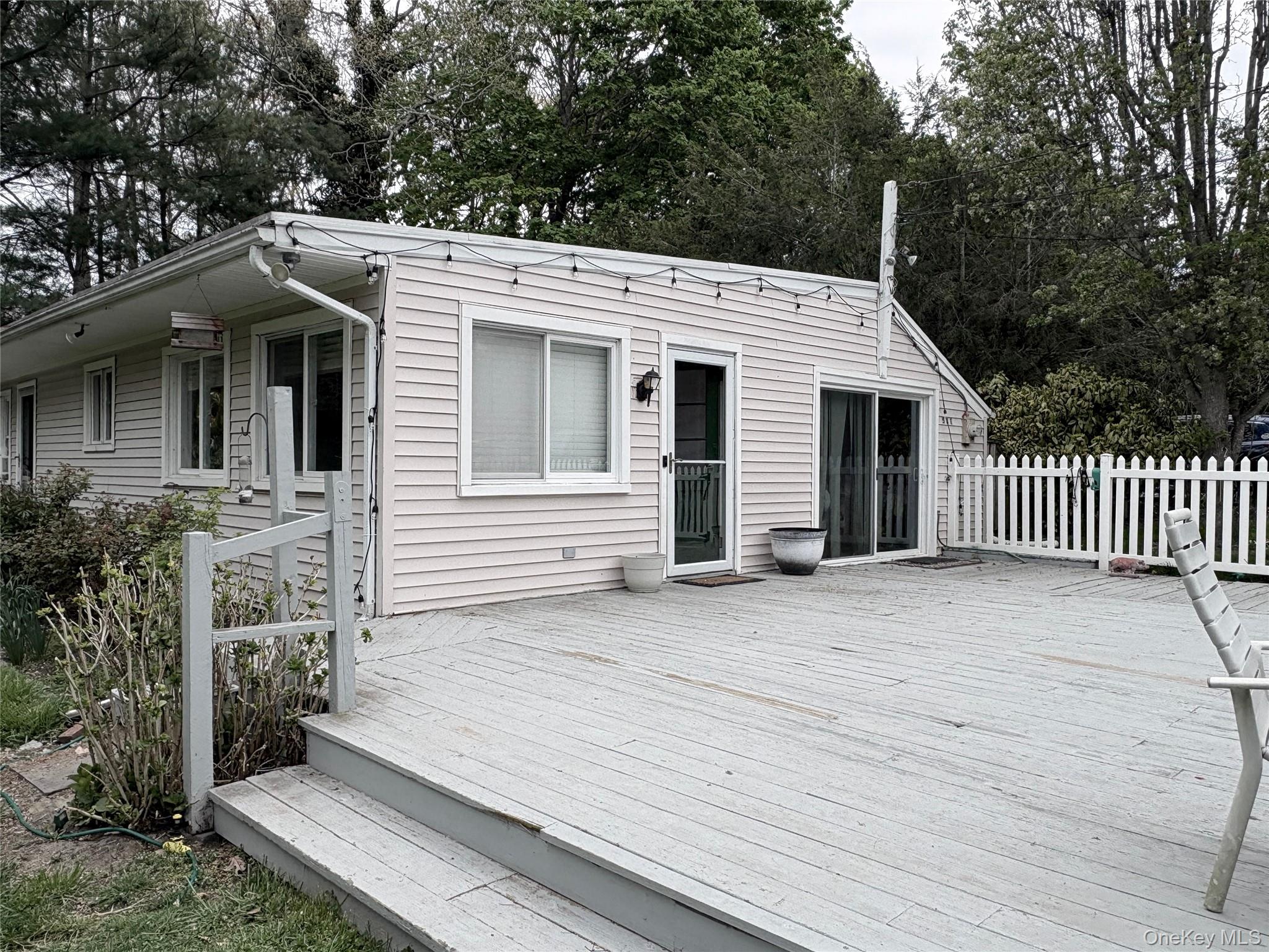 531 Montauk Highway Property Photo 2