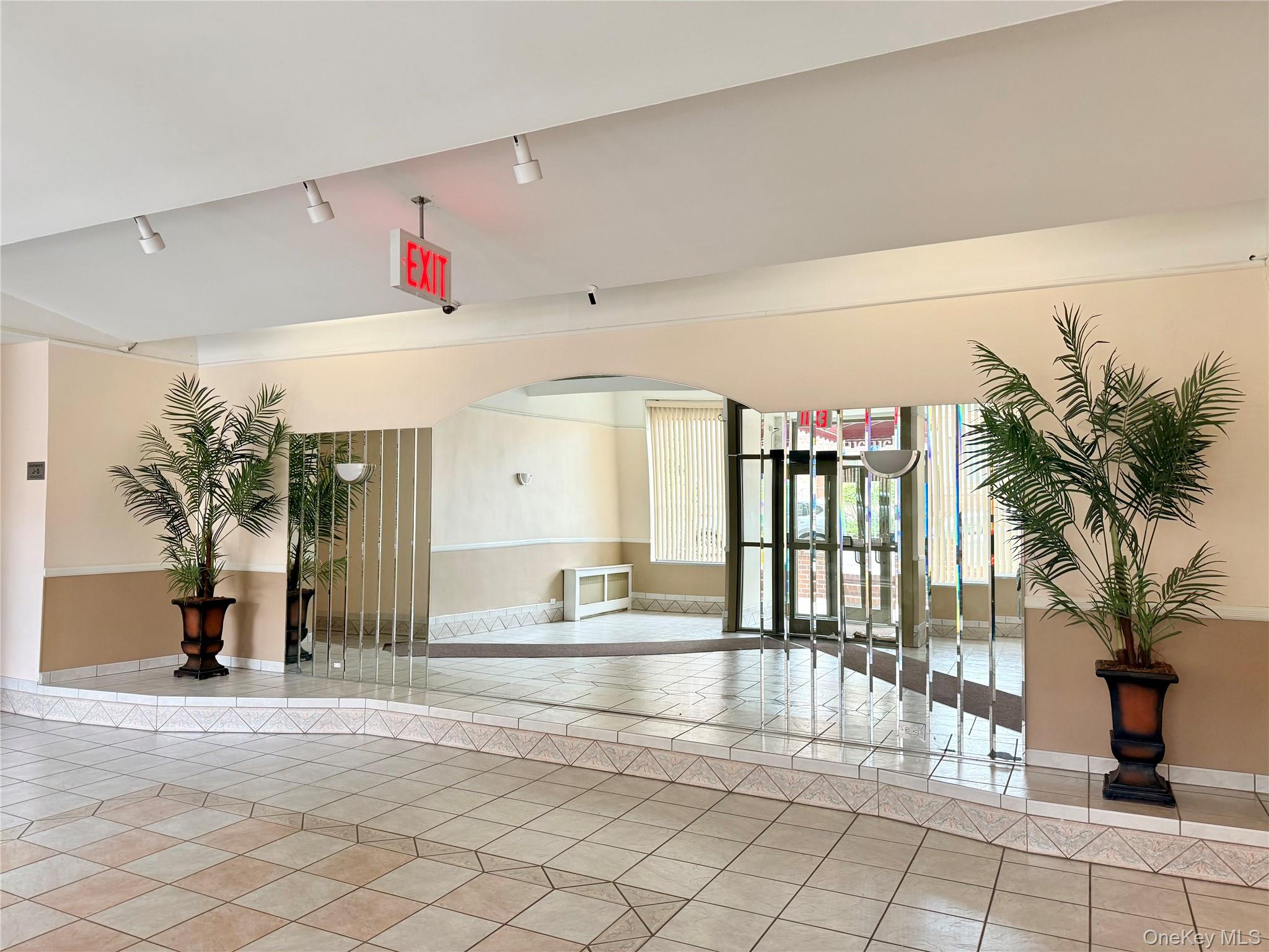 71-11 Yellowstone Boulevard 2g Property Photo 2