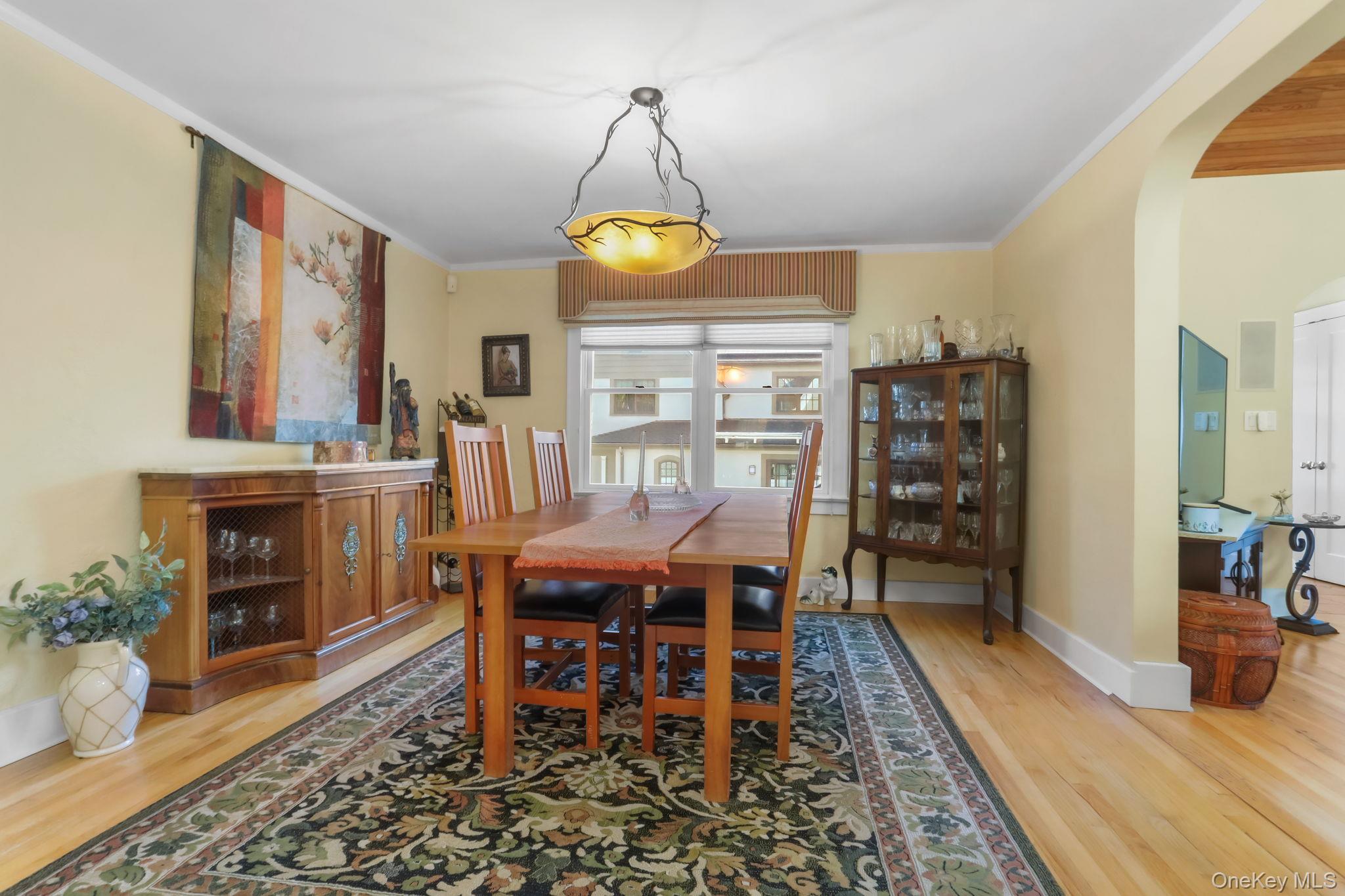 10 Grandview Avenue Property Photo 6