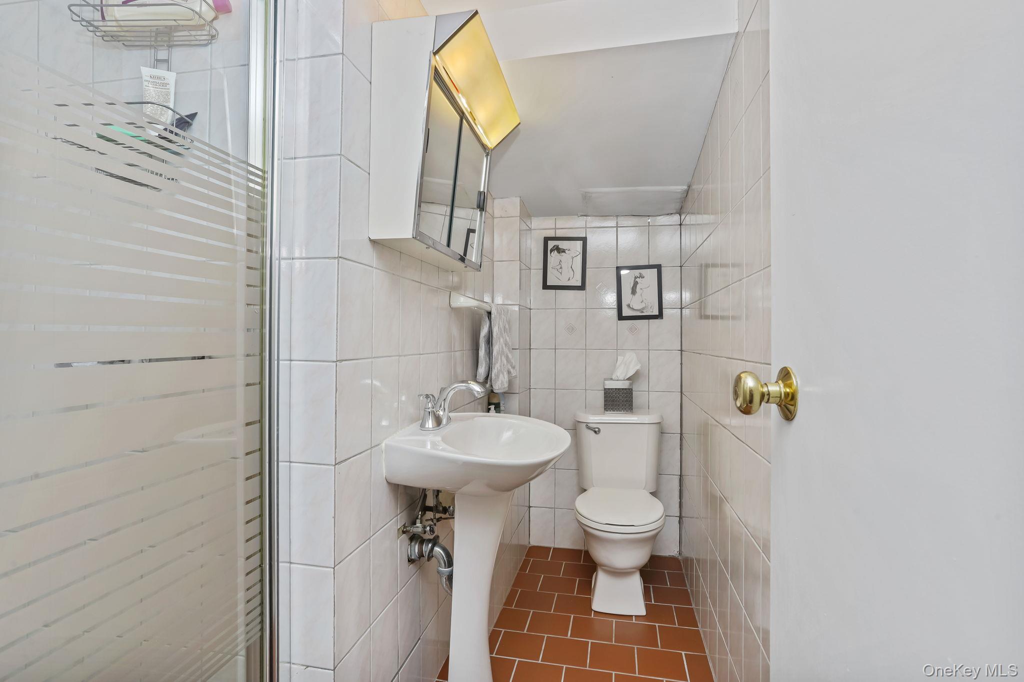 10 Grandview Avenue Property Photo 25