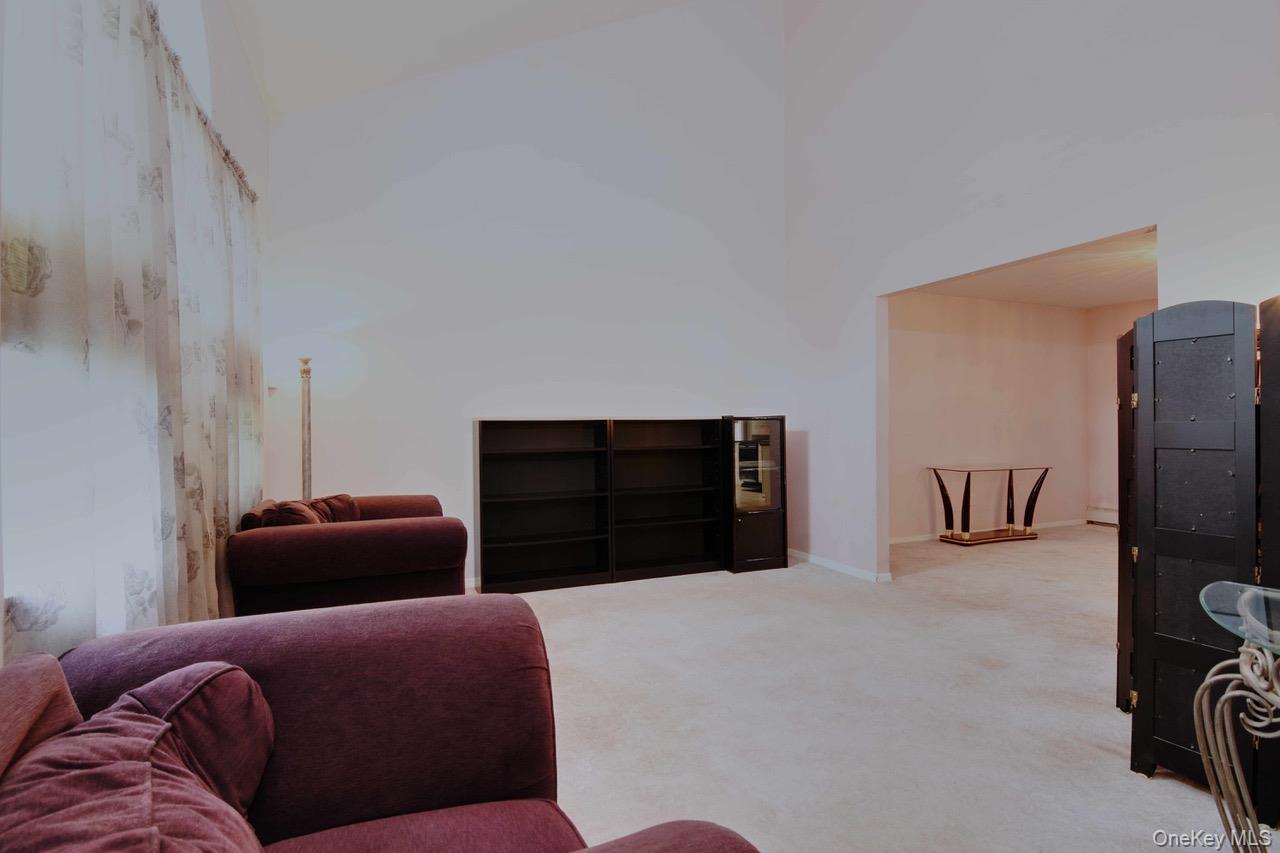30 1st Avenue Property Photo 14