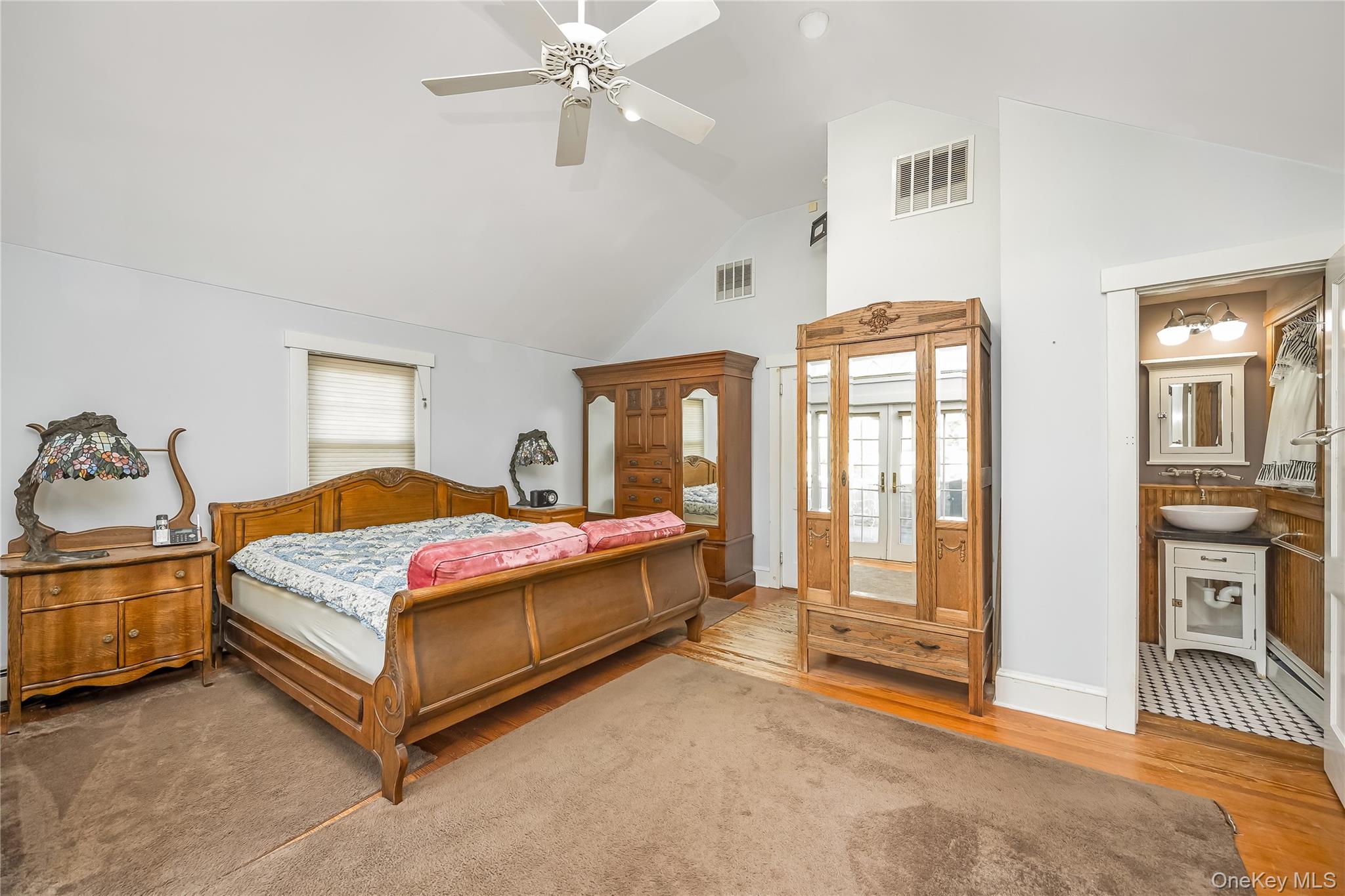 2348 Pershing Boulevard Property Photo 22