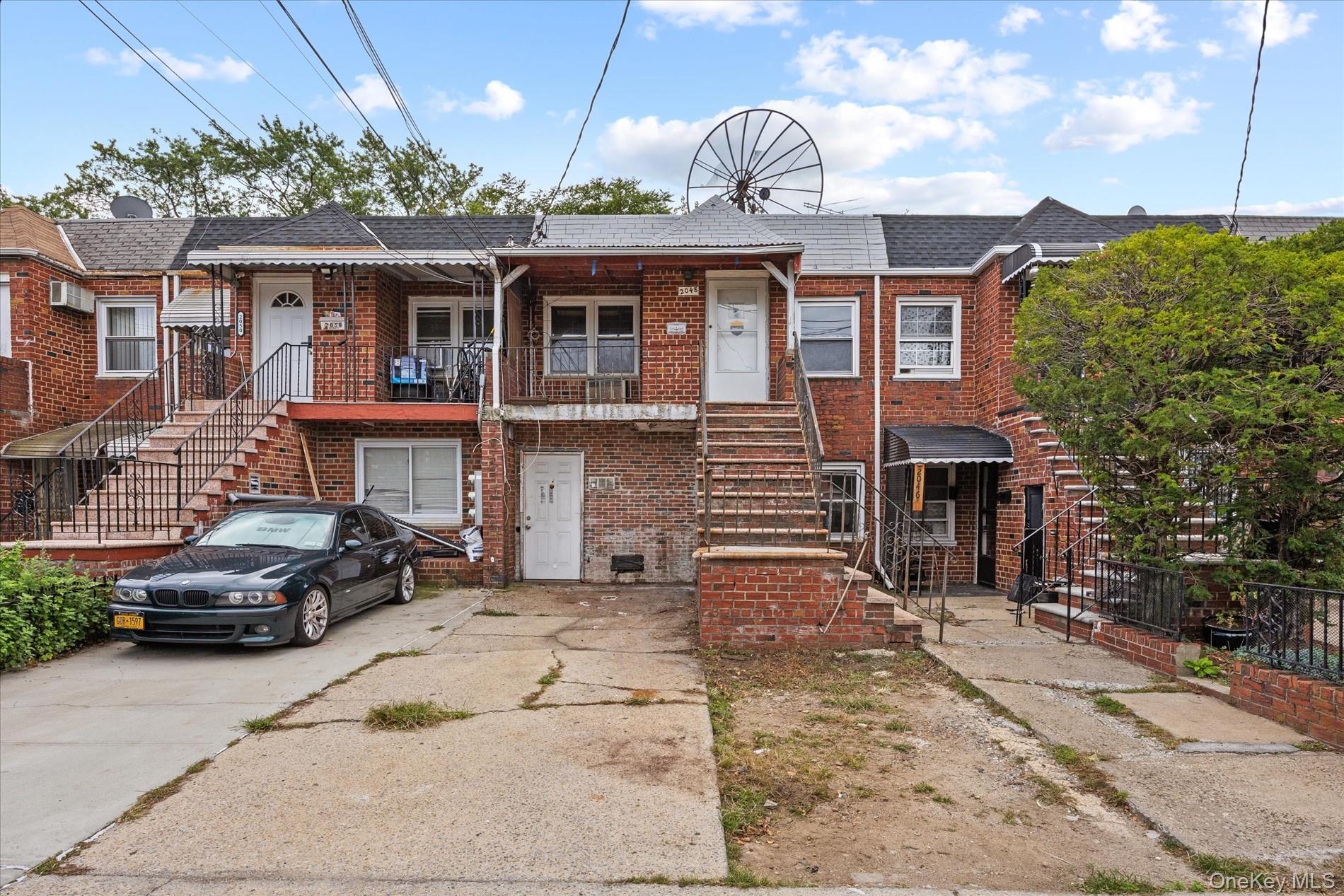 2048 E 53rd Place Property Photo 1