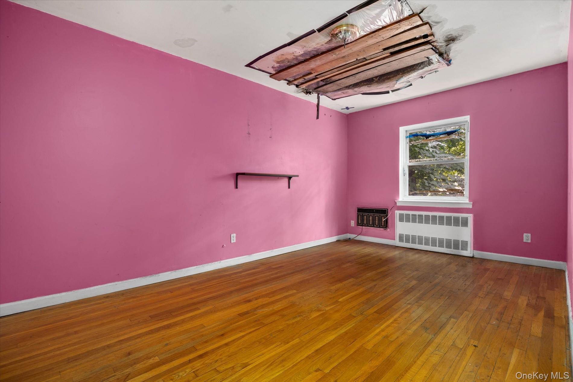 2048 E 53rd Place Property Photo 13