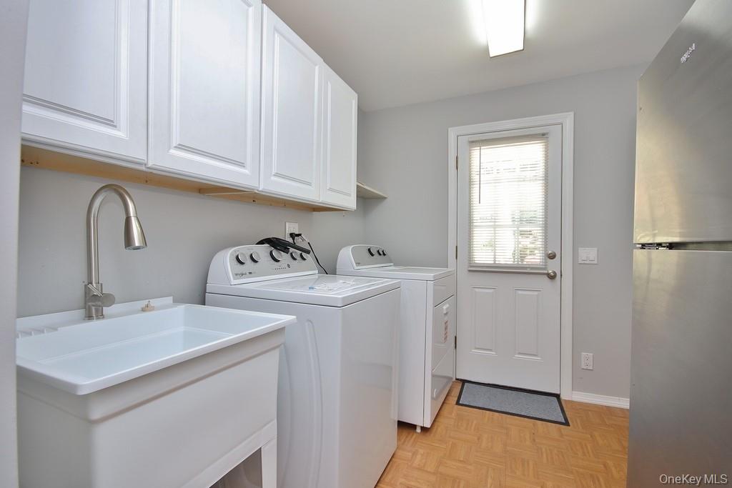 521 E 235th Street Property Photo 13
