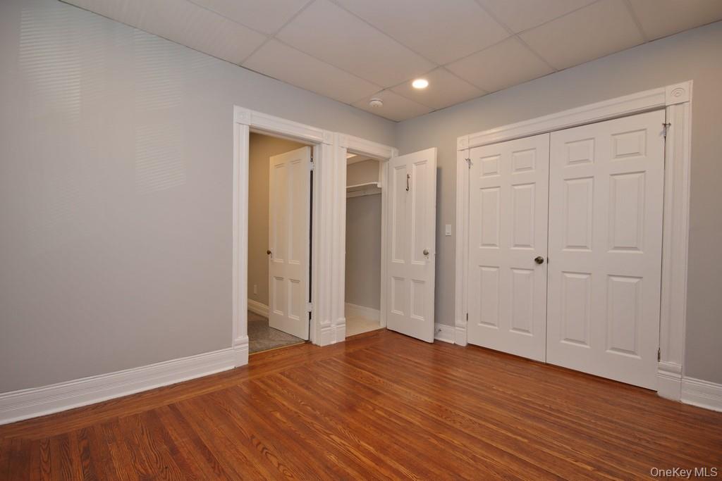 521 E 235th Street Property Photo 29