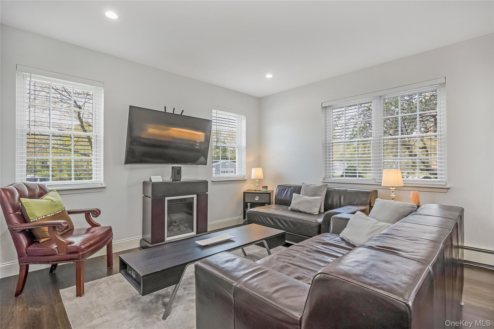 56 Arrowhead Avenue Property Photo 6