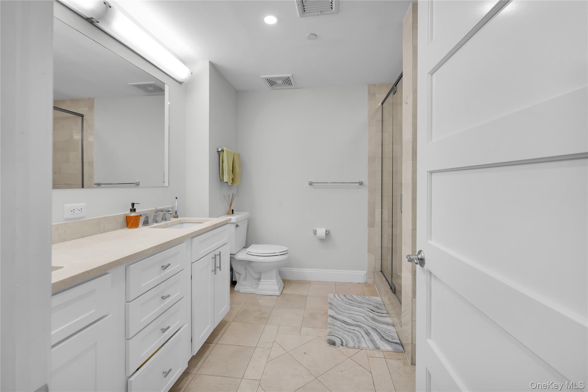 225 Stanley Avenue 109 Property Photo 17