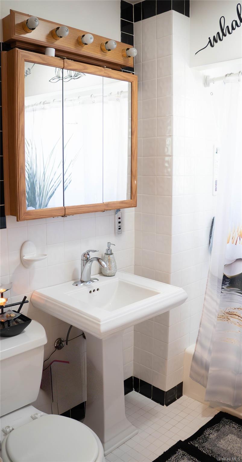 72 Johnson Street Property Photo 12