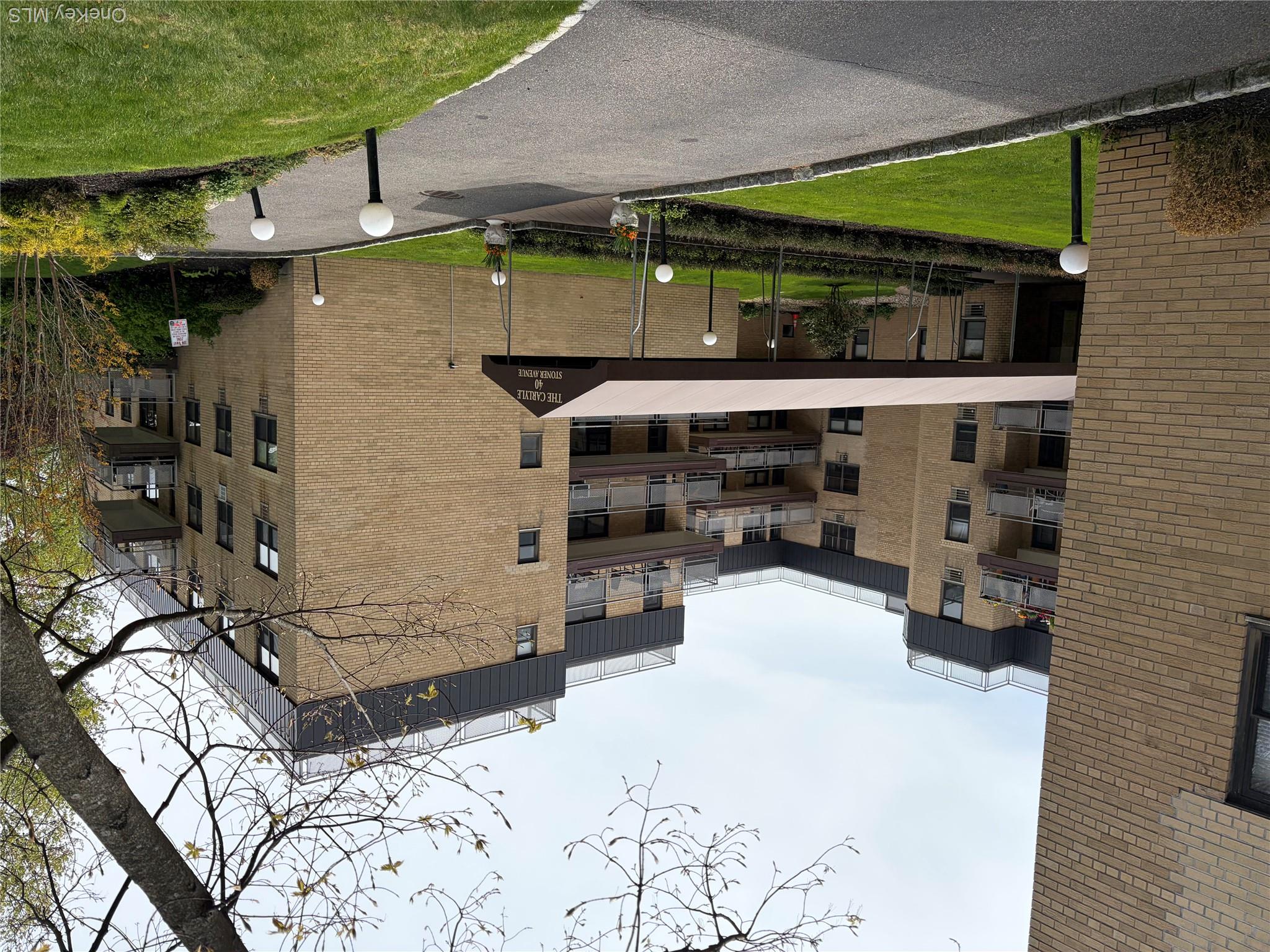 40 Stoner Avenue 1D Property Photo 1