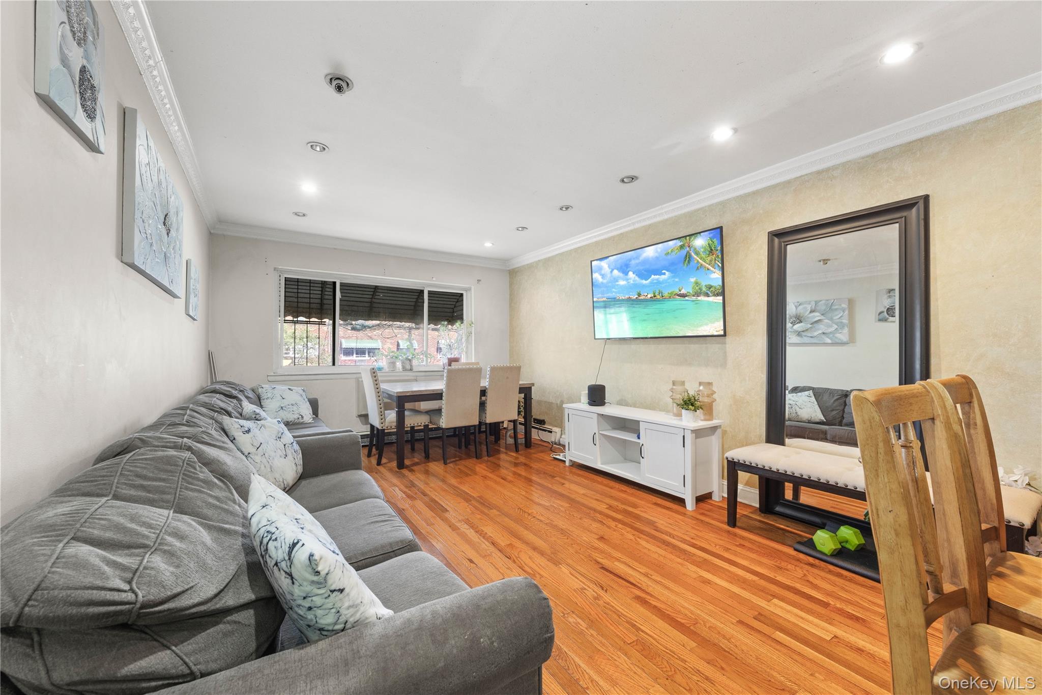627 Commonwealth Avenue Property Photo 7