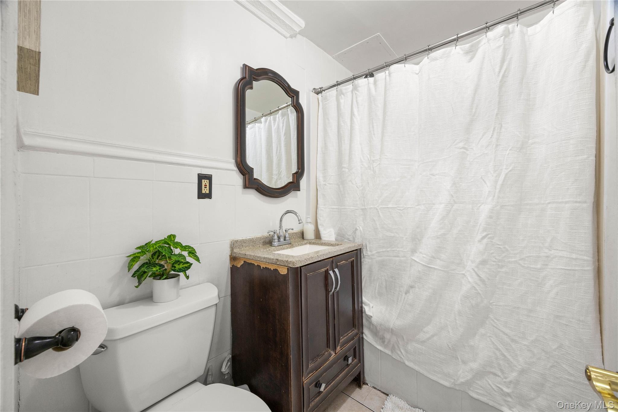 627 Commonwealth Avenue Property Photo 16