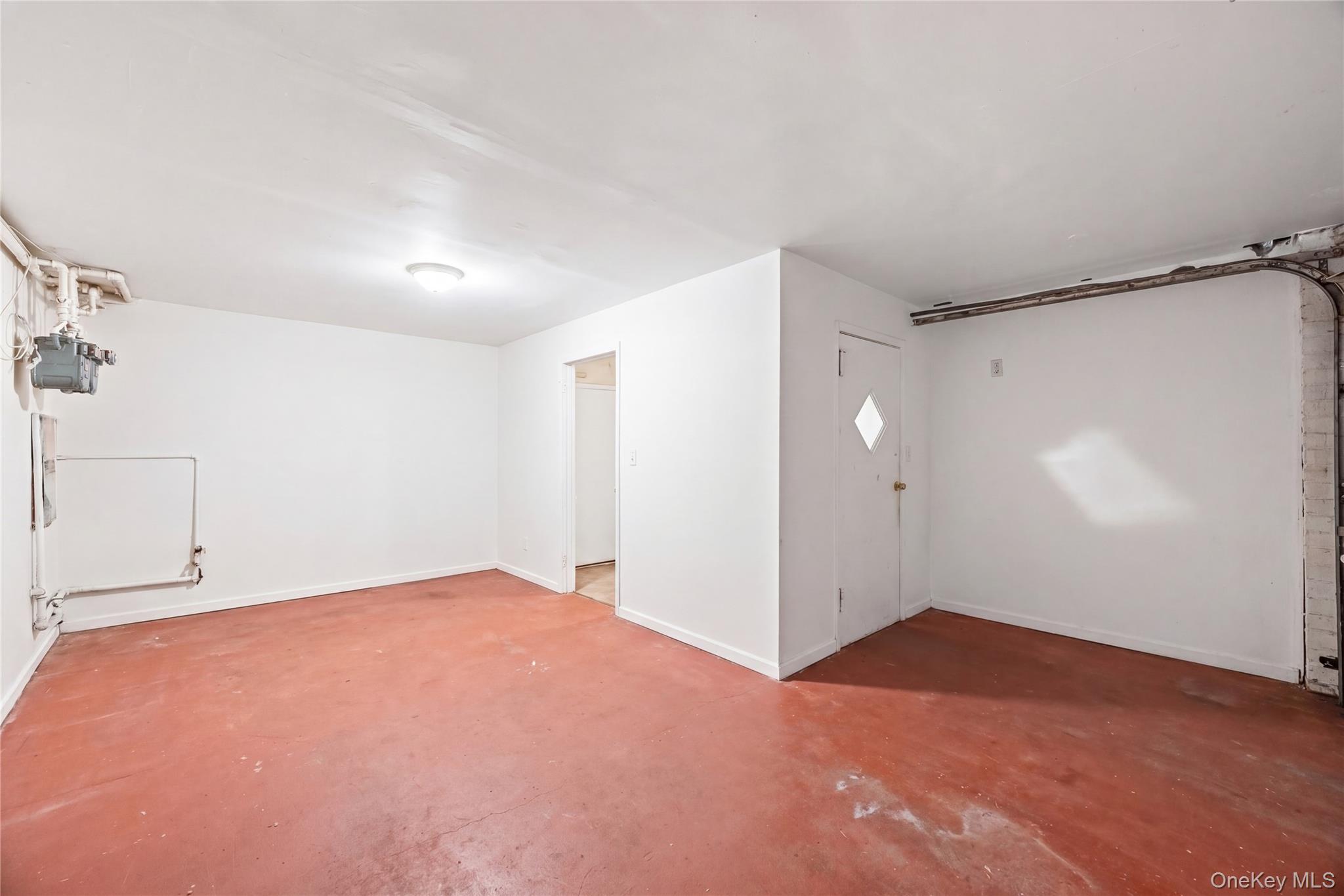 627 Commonwealth Avenue Property Photo 30