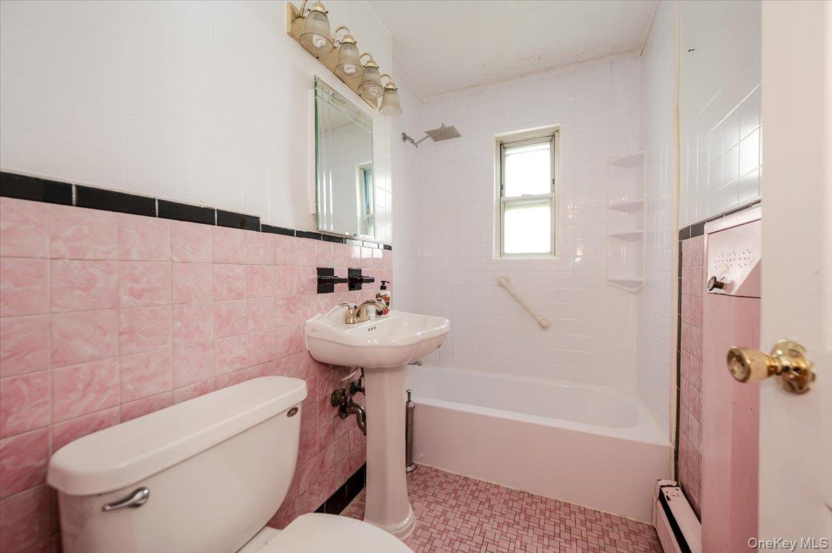 1021a E 229th Street A Property Photo 10