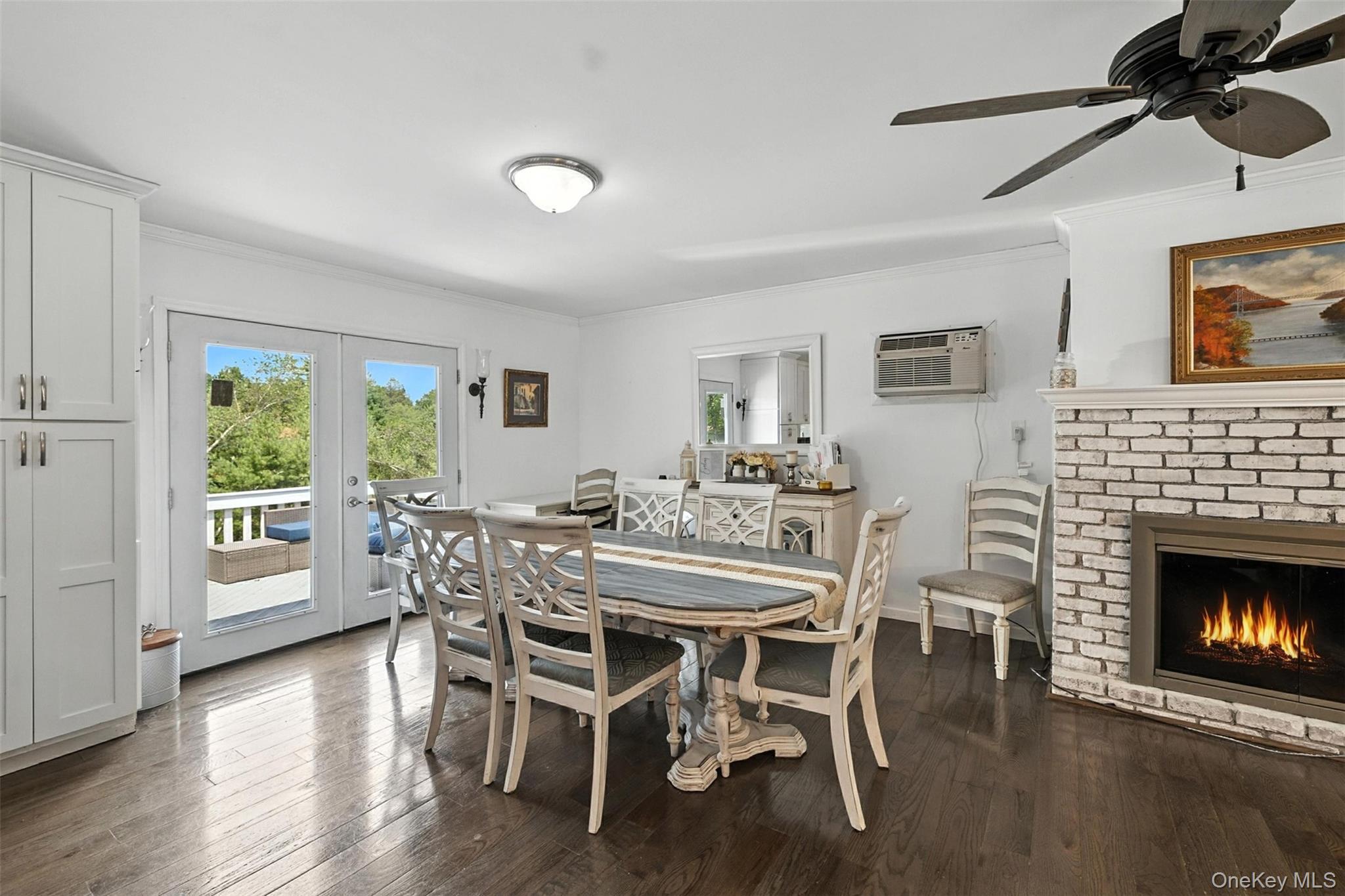 135 Lake Shore Drive Property Photo 10