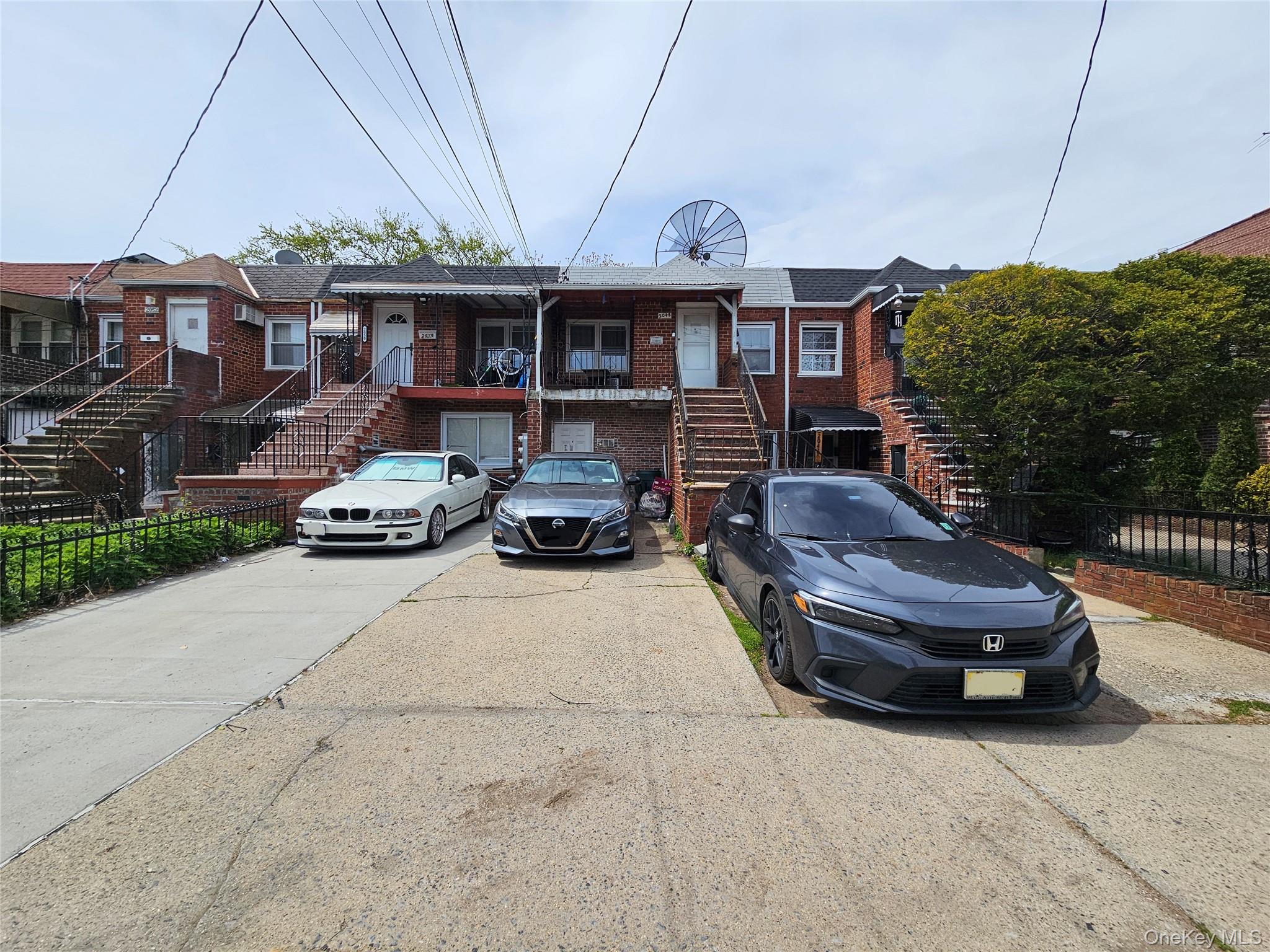 2048 E 53rd Place Property Photo 1