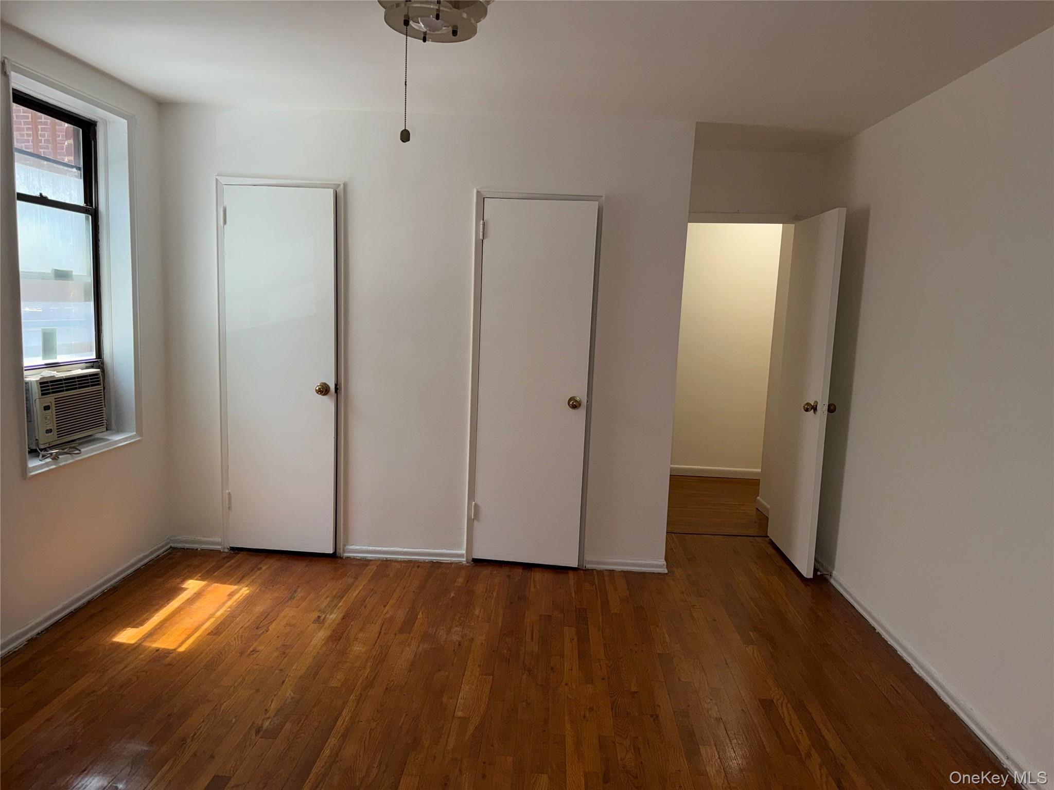 678 Warburton 3b Property Photo 13