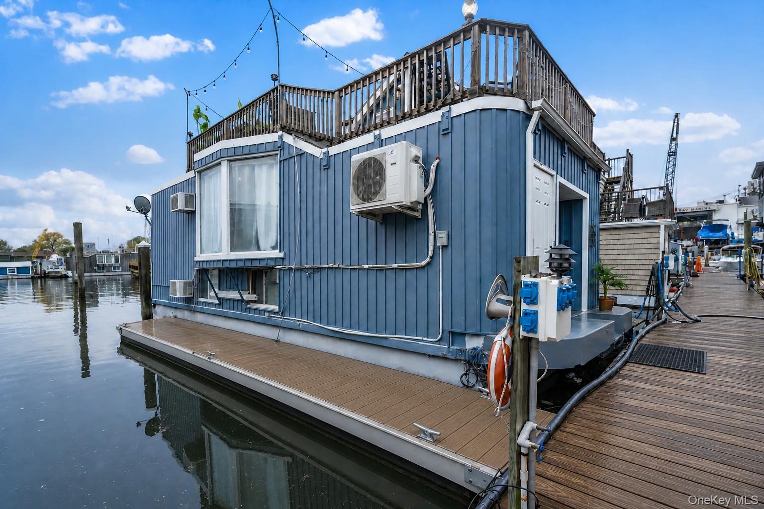 10 Matinecock Avenue Dock D Property Photo 9