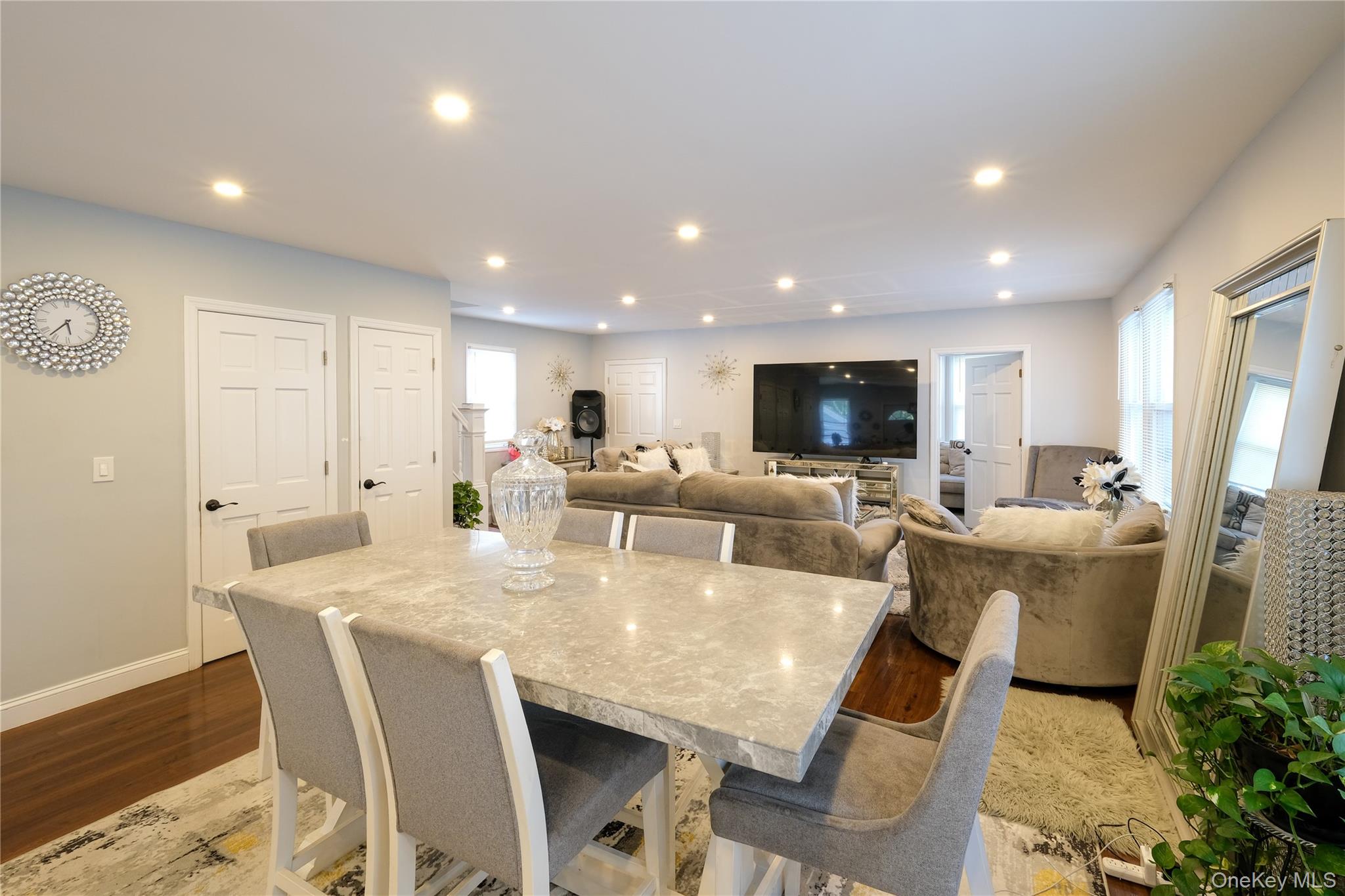 119 Munro Boulevard Property Photo 7