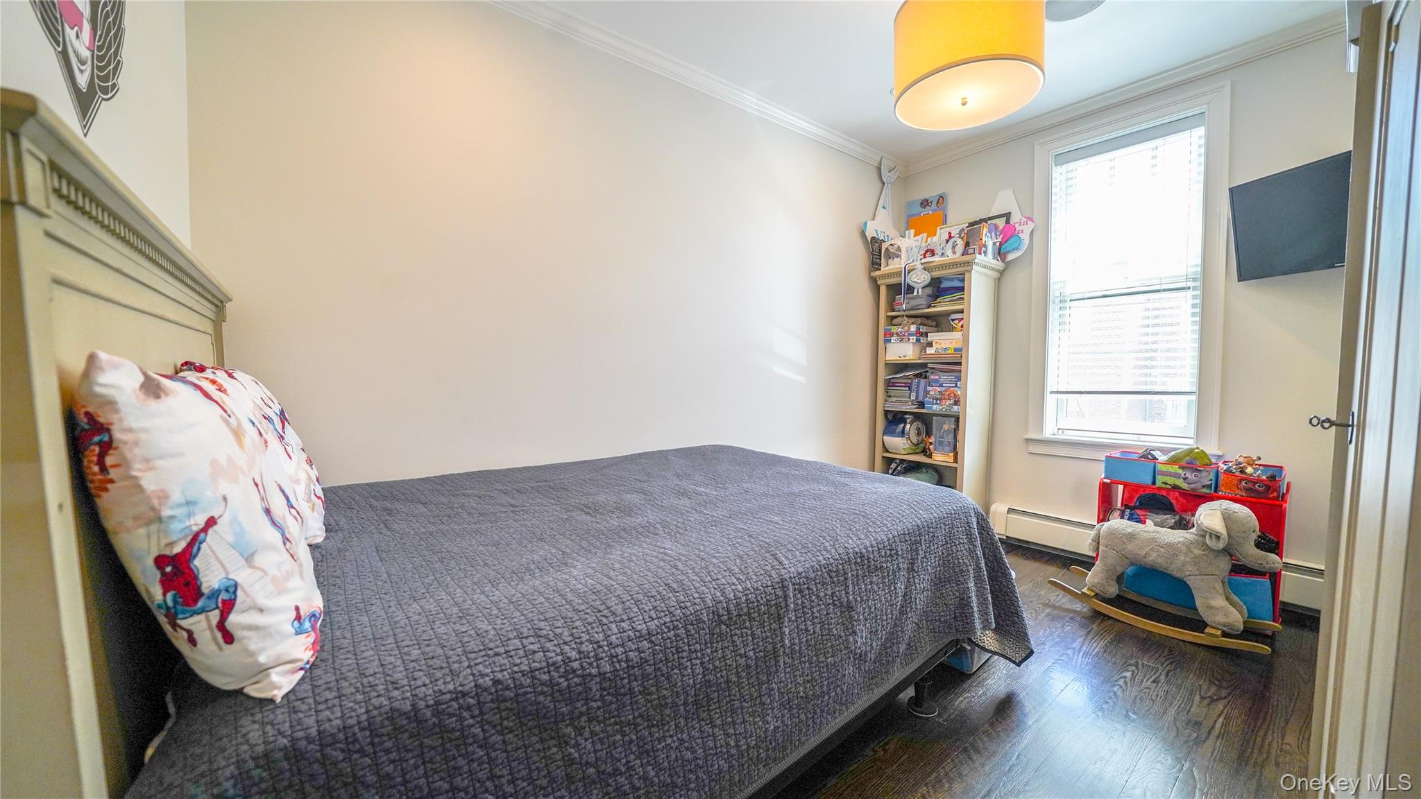 21-63 45th Street Property Photo 14