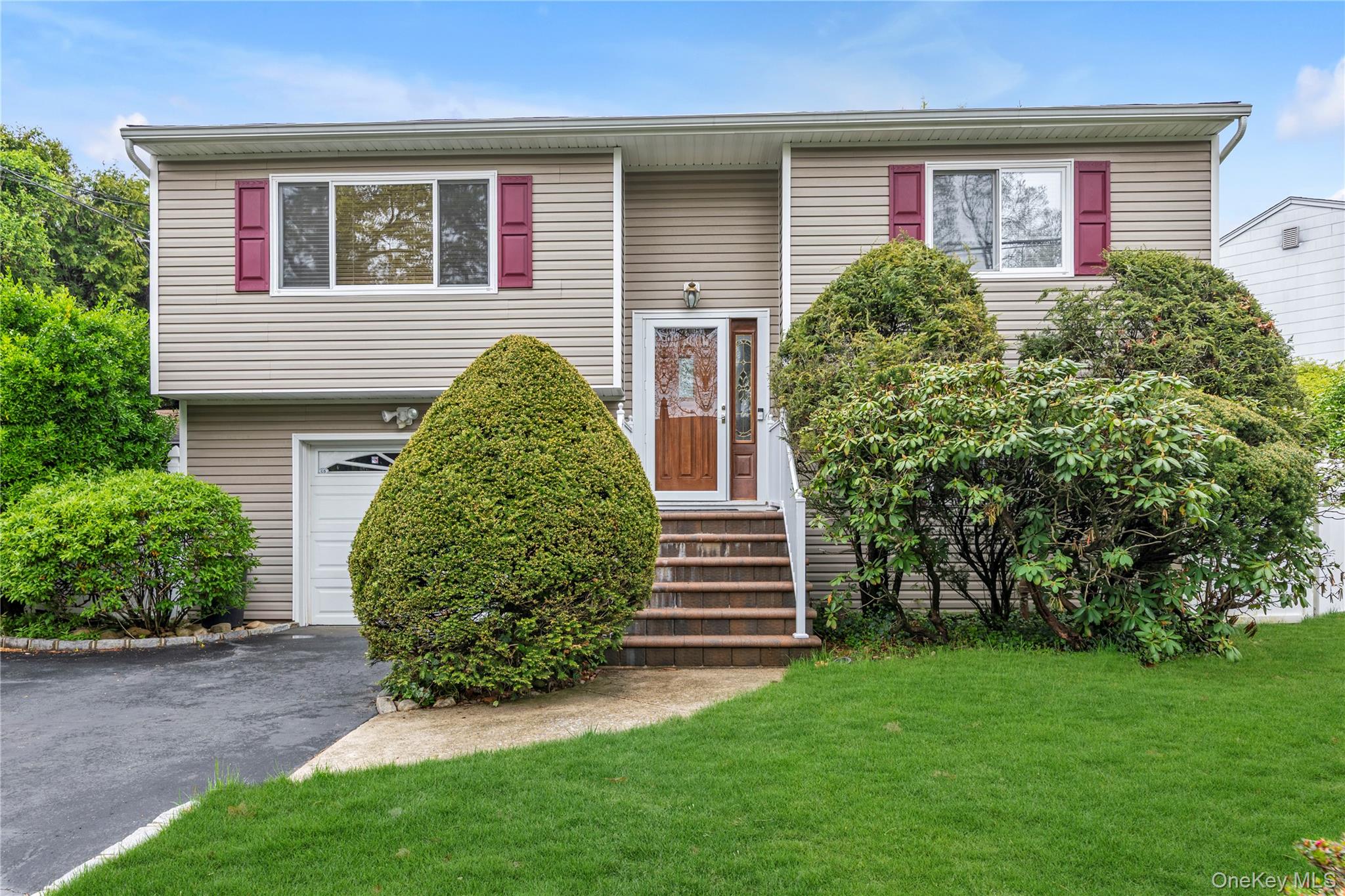 17 Horton Drive Property Photo 1