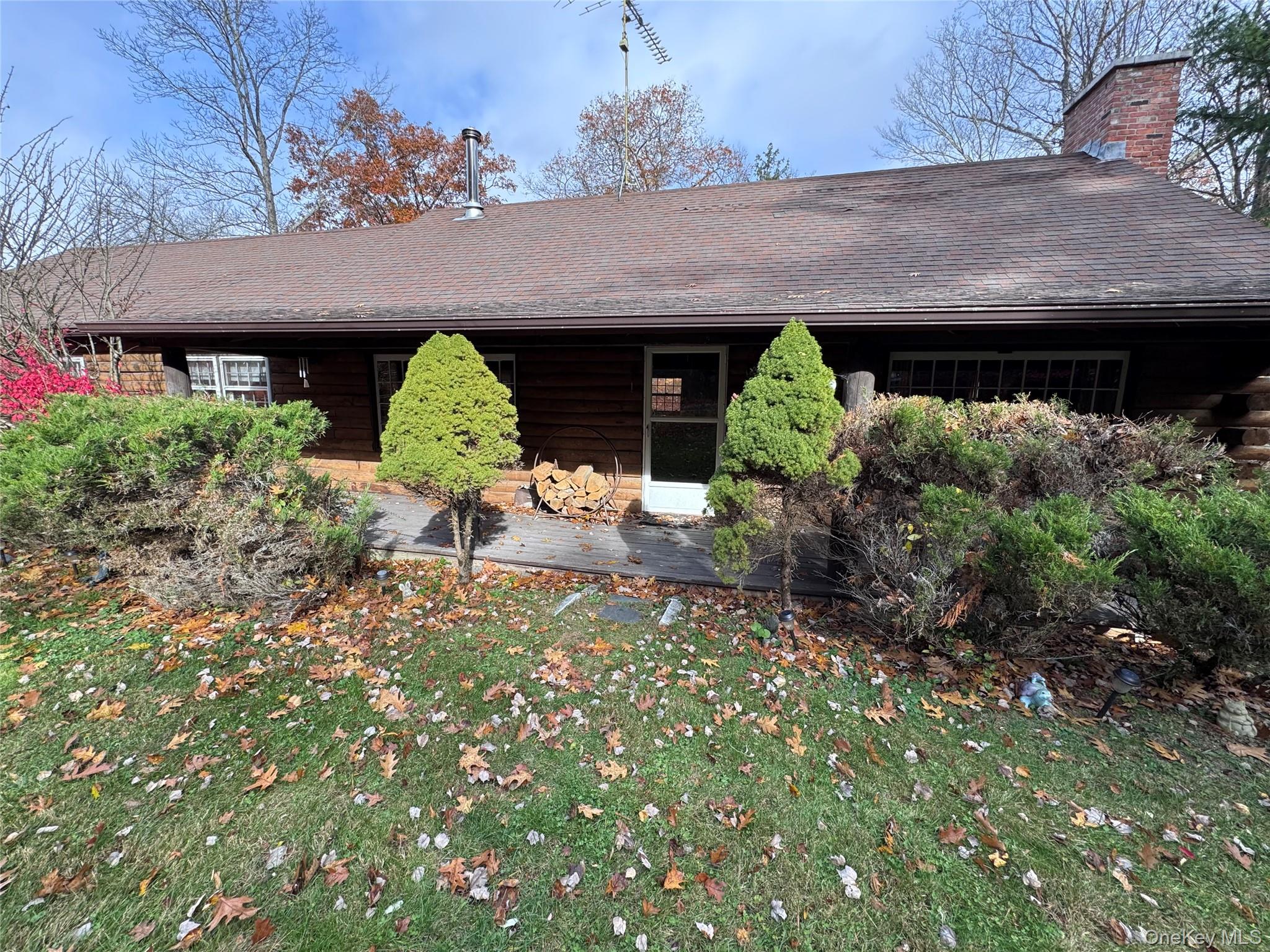 284 Hall Hill Road Stop 18 Property Photo 1