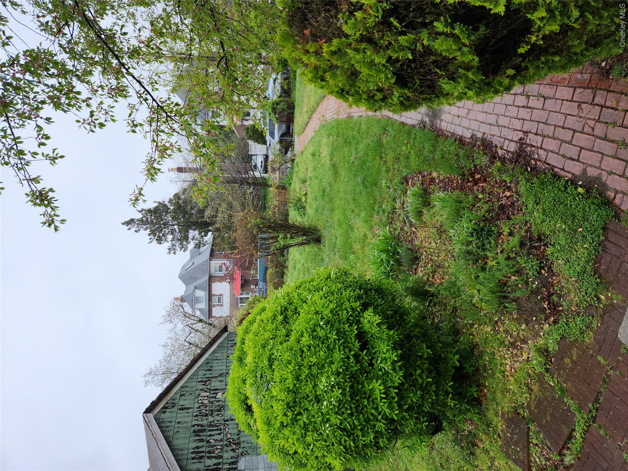 13304 226th Street Property Photo 6