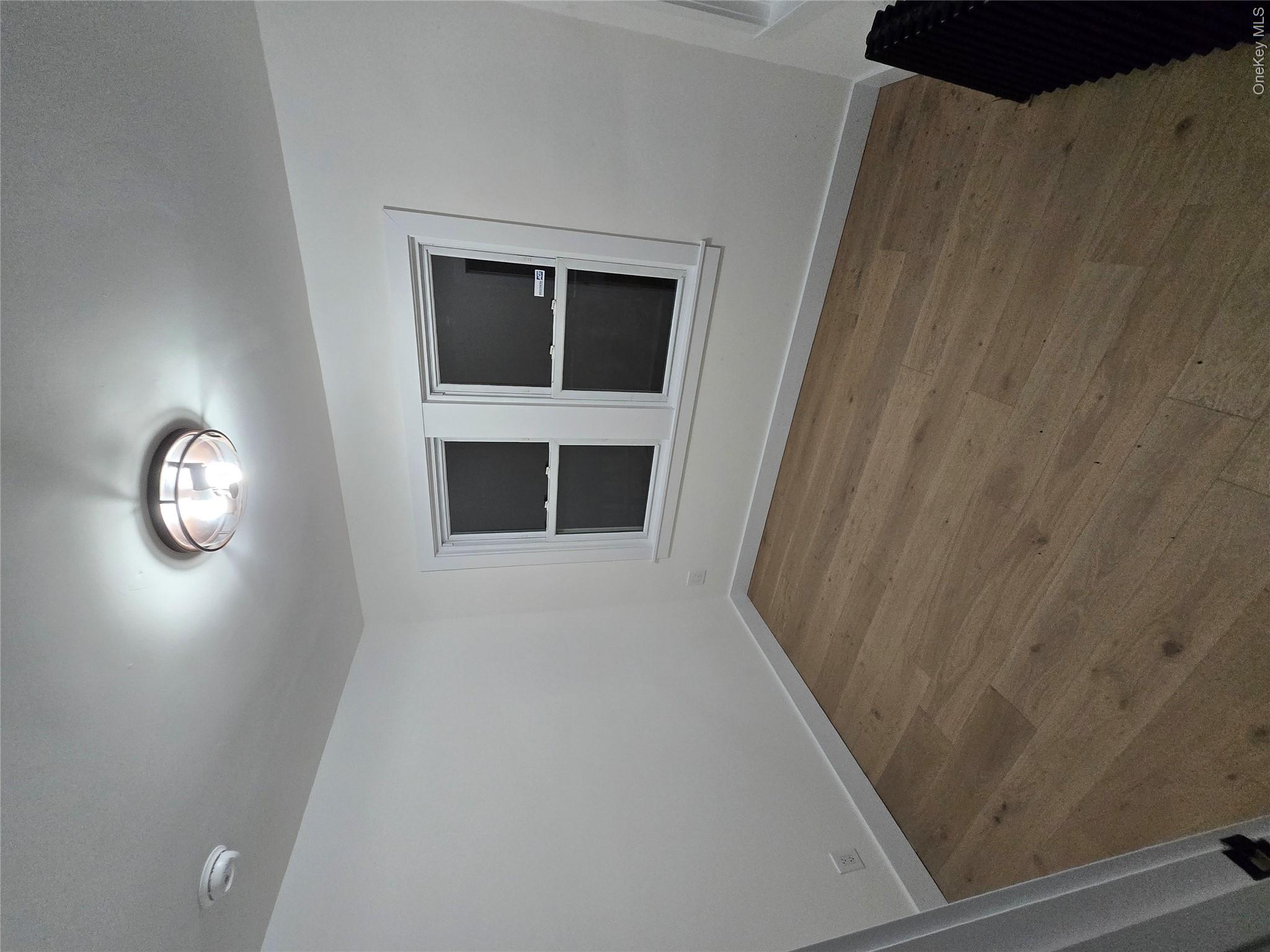 13304 226th Street Property Photo 9