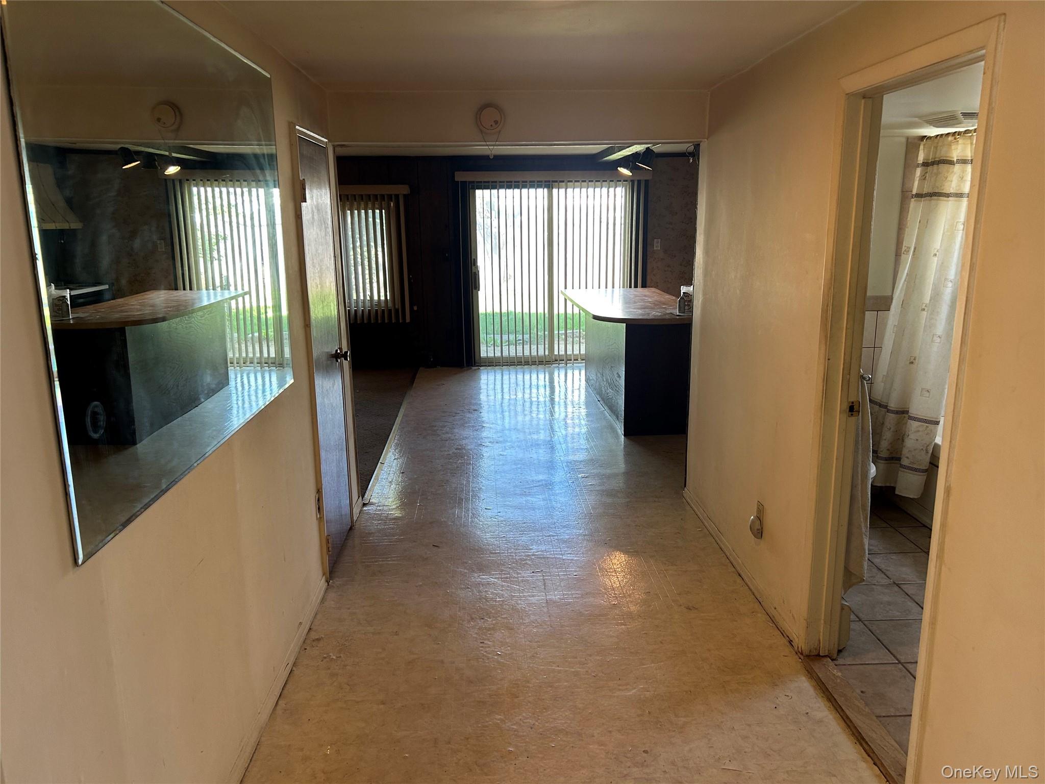 960 Linden Avenue Property Photo 9