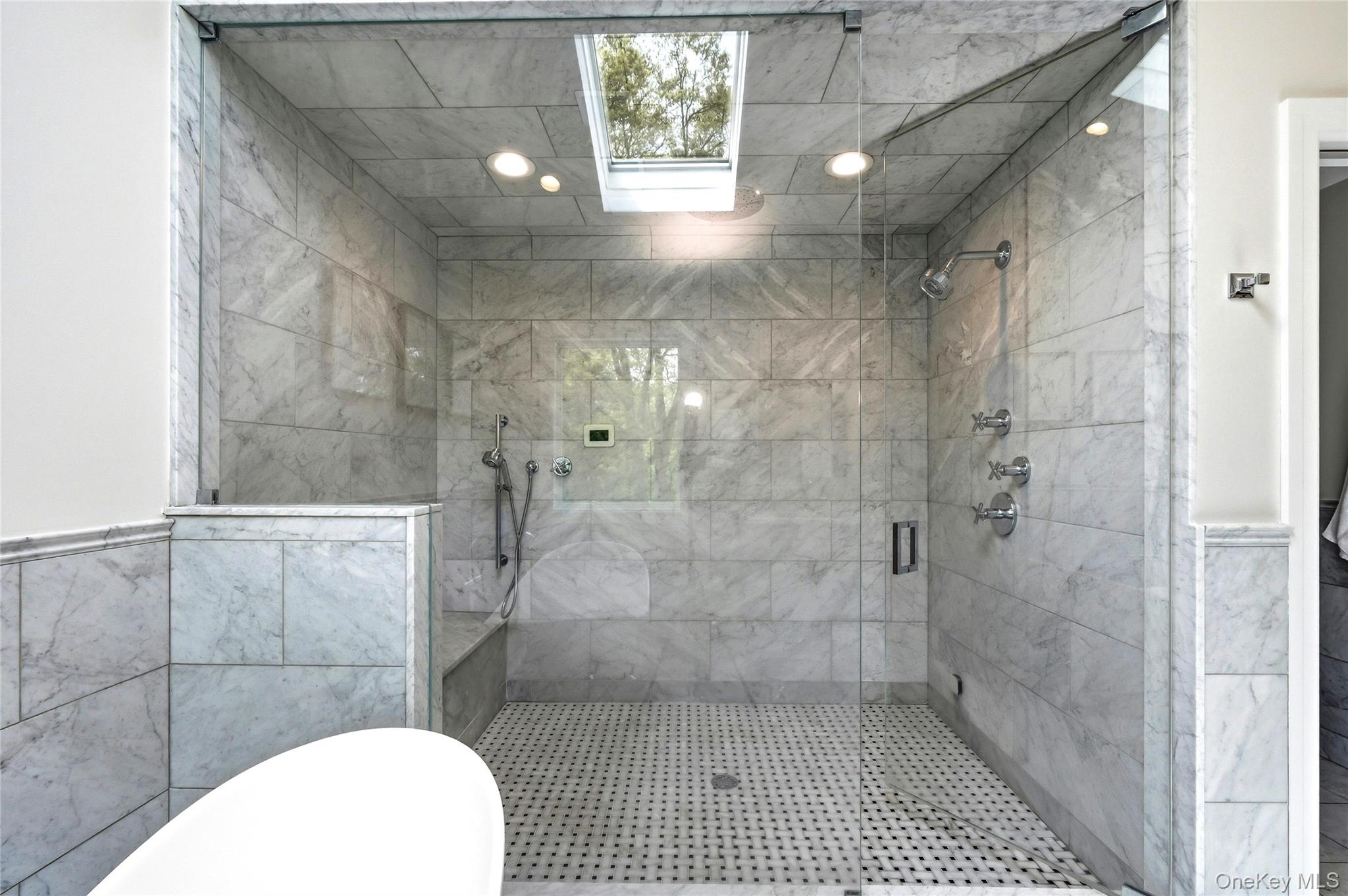 4 Cross Lane Property Photo 31