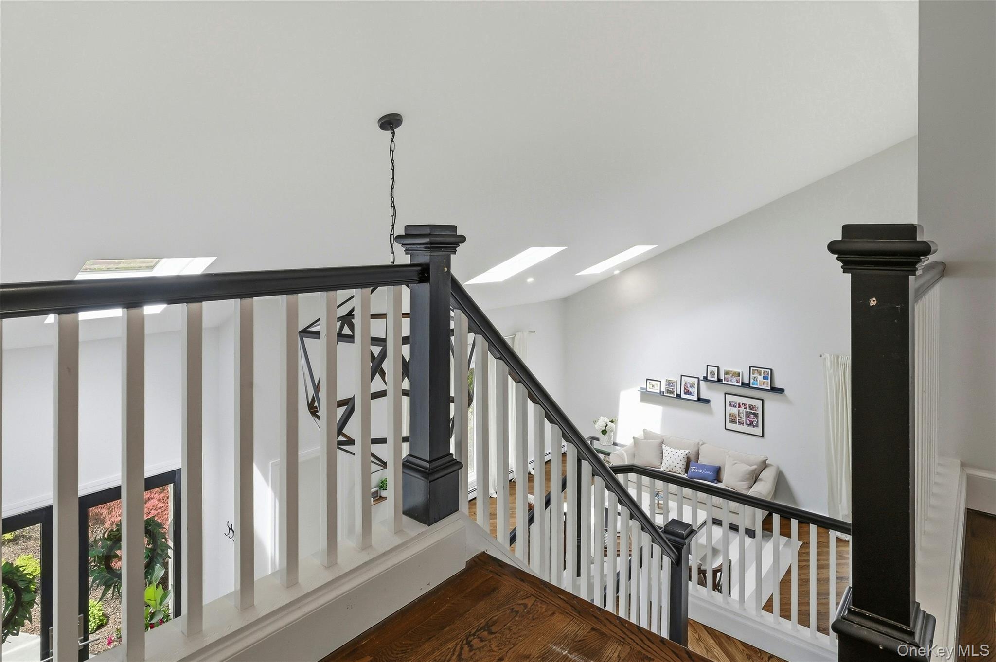 4 Cross Lane Property Photo 34