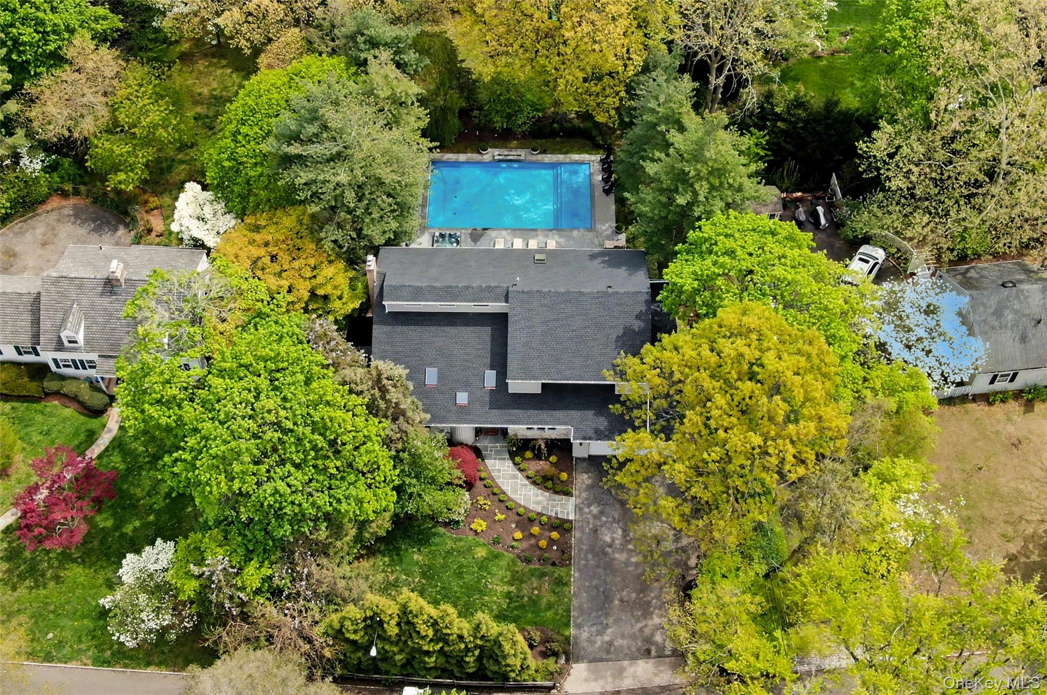 4 Cross Lane Property Photo 45