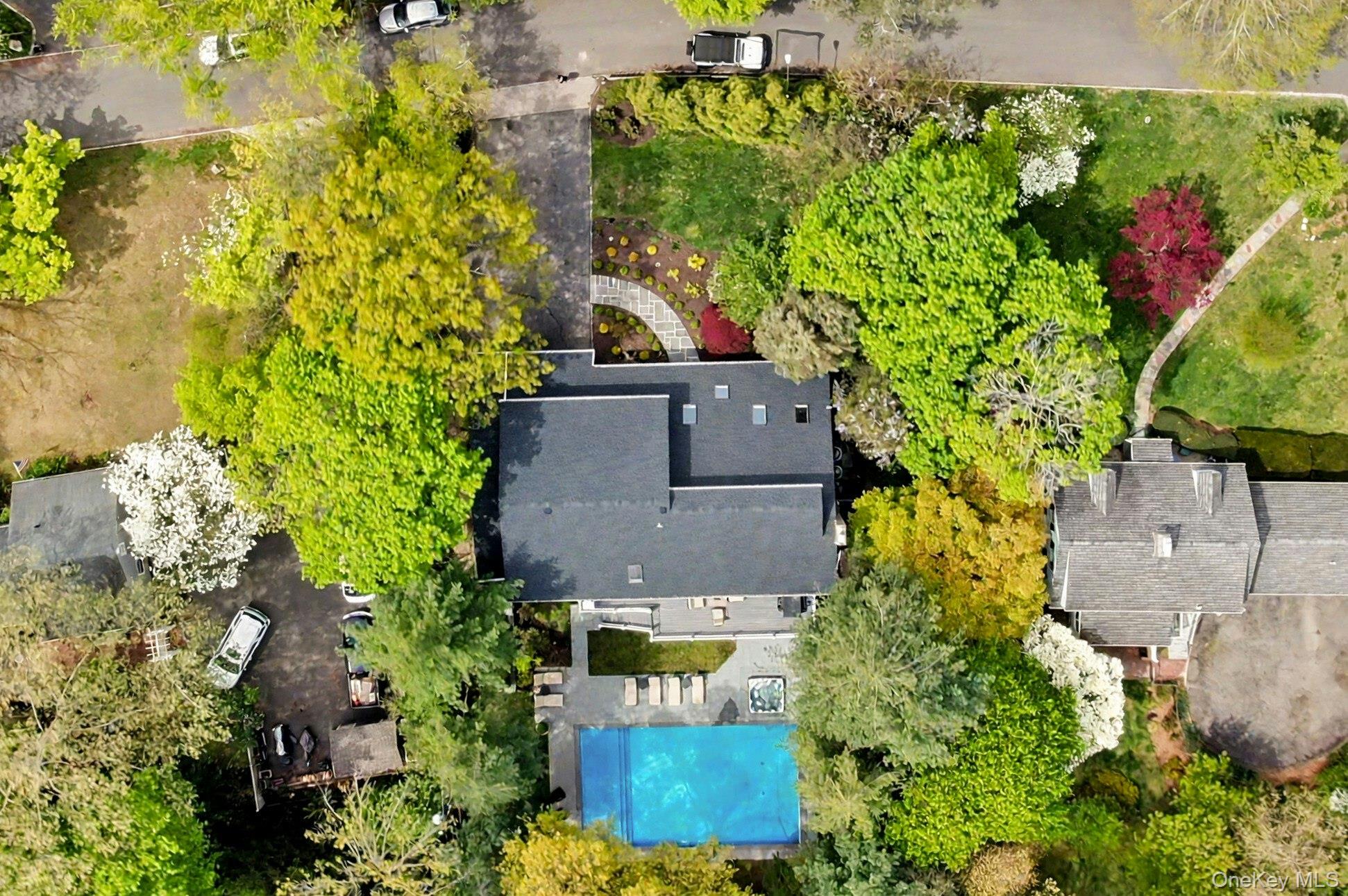 4 Cross Lane Property Photo 46