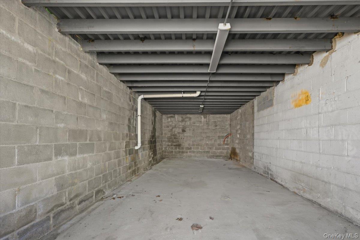 178 Richmond Boulevard Property Photo 14
