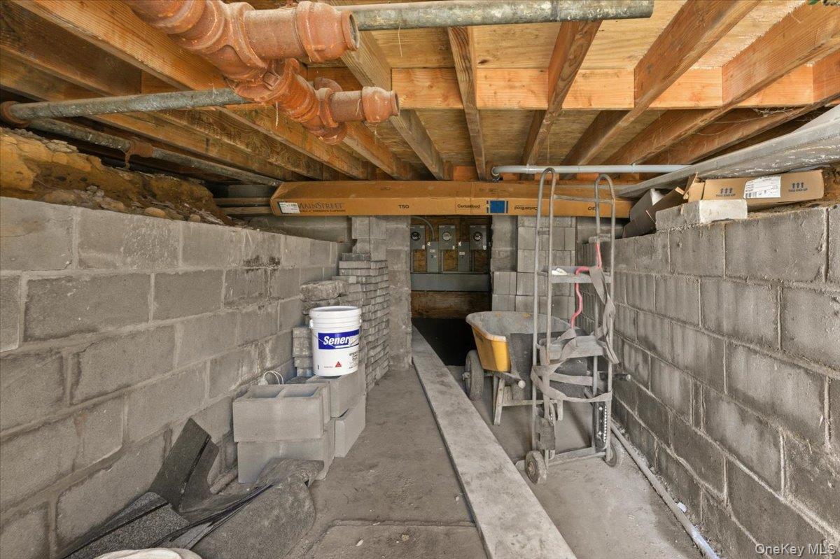 178 Richmond Boulevard Property Photo 28
