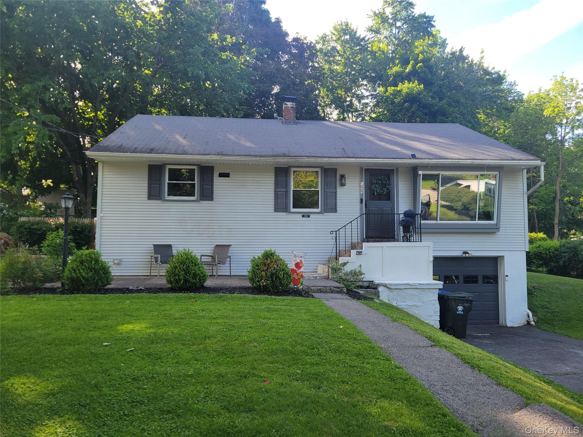 199 Lakeside Road Property Photo 1