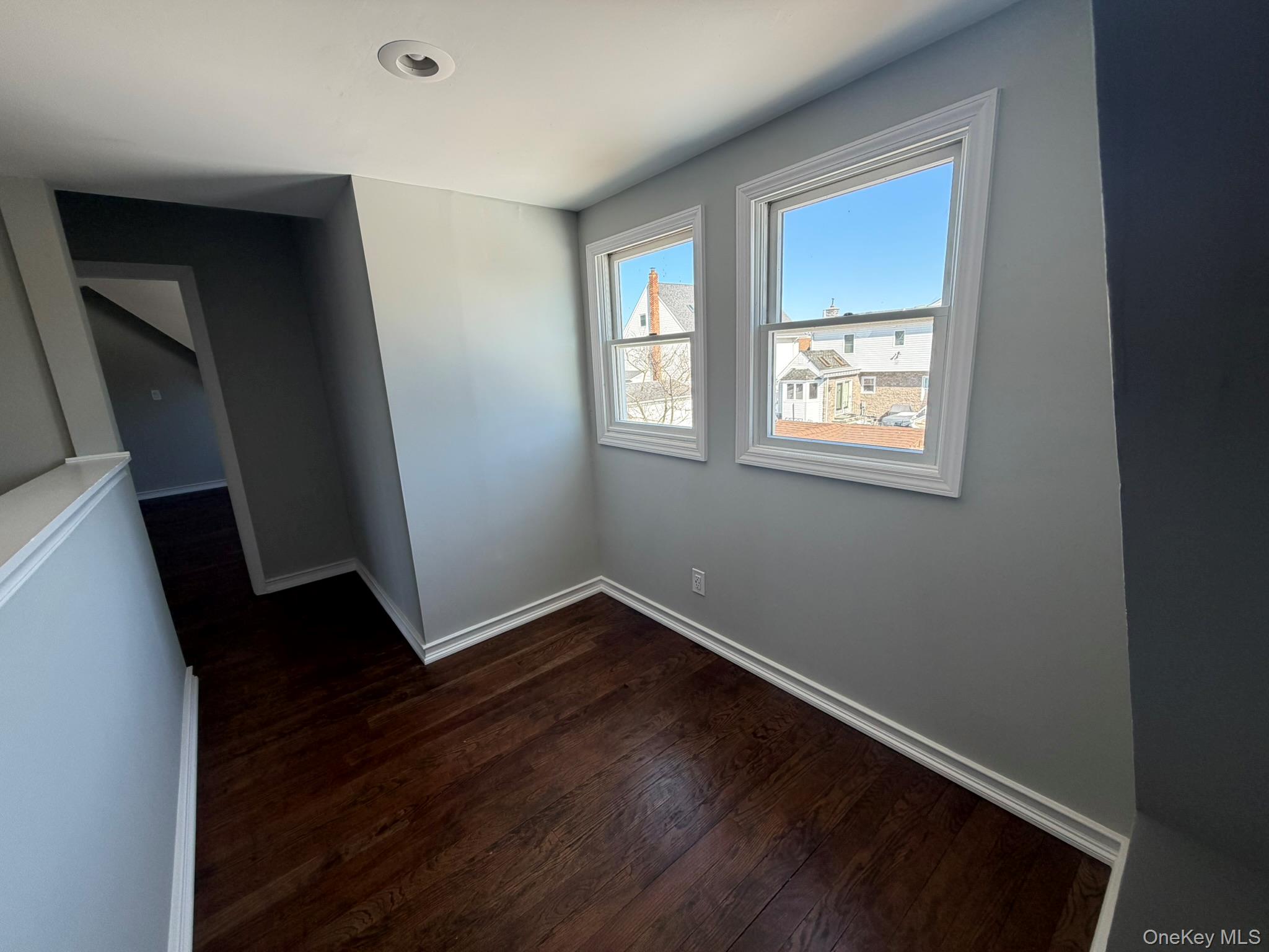 2303 Pine Street Property Photo 11