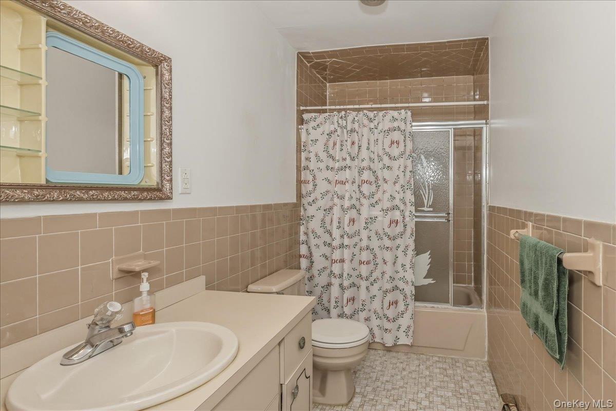 8950 Pontiac Street Property Photo 16