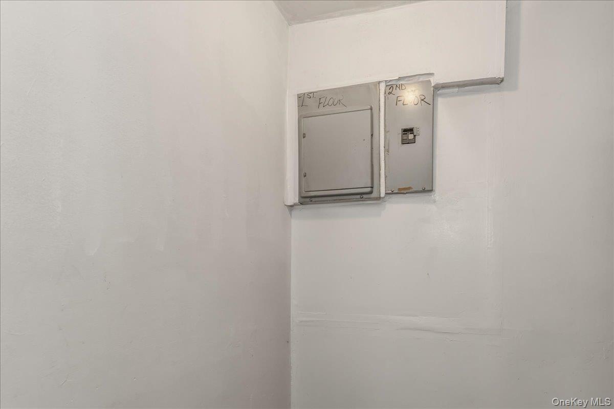 8950 Pontiac Street Property Photo 25